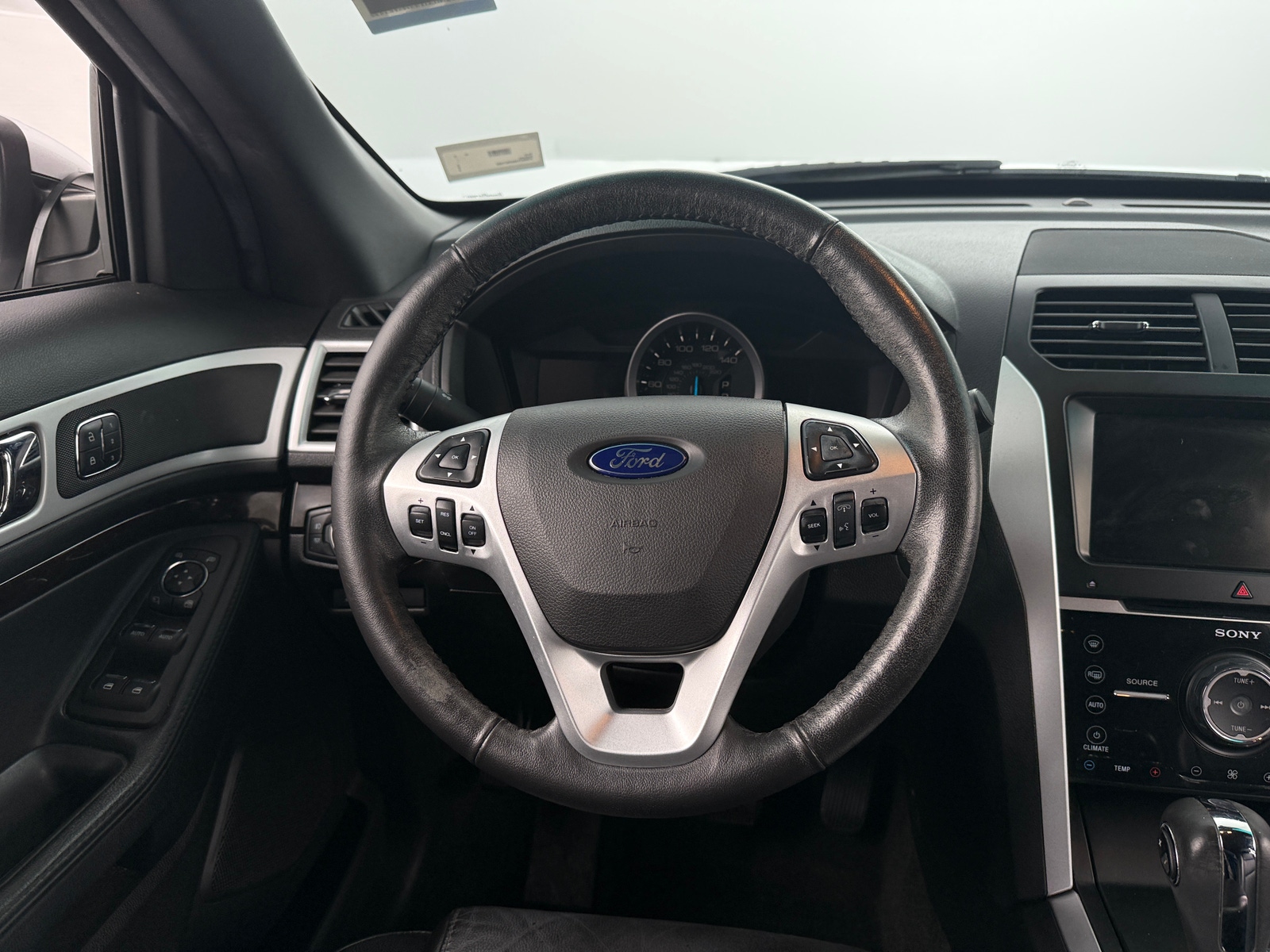 Thumbnail: 2014 Ford Explorer - 4
