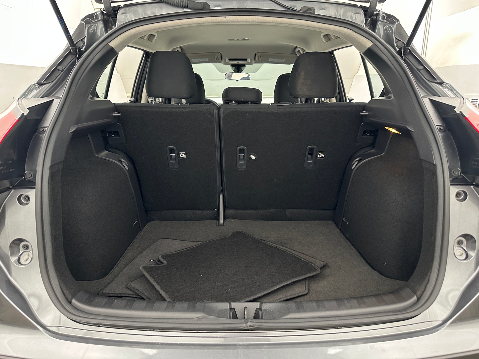 Thumbnail: 2024 Nissan Kicks - 7