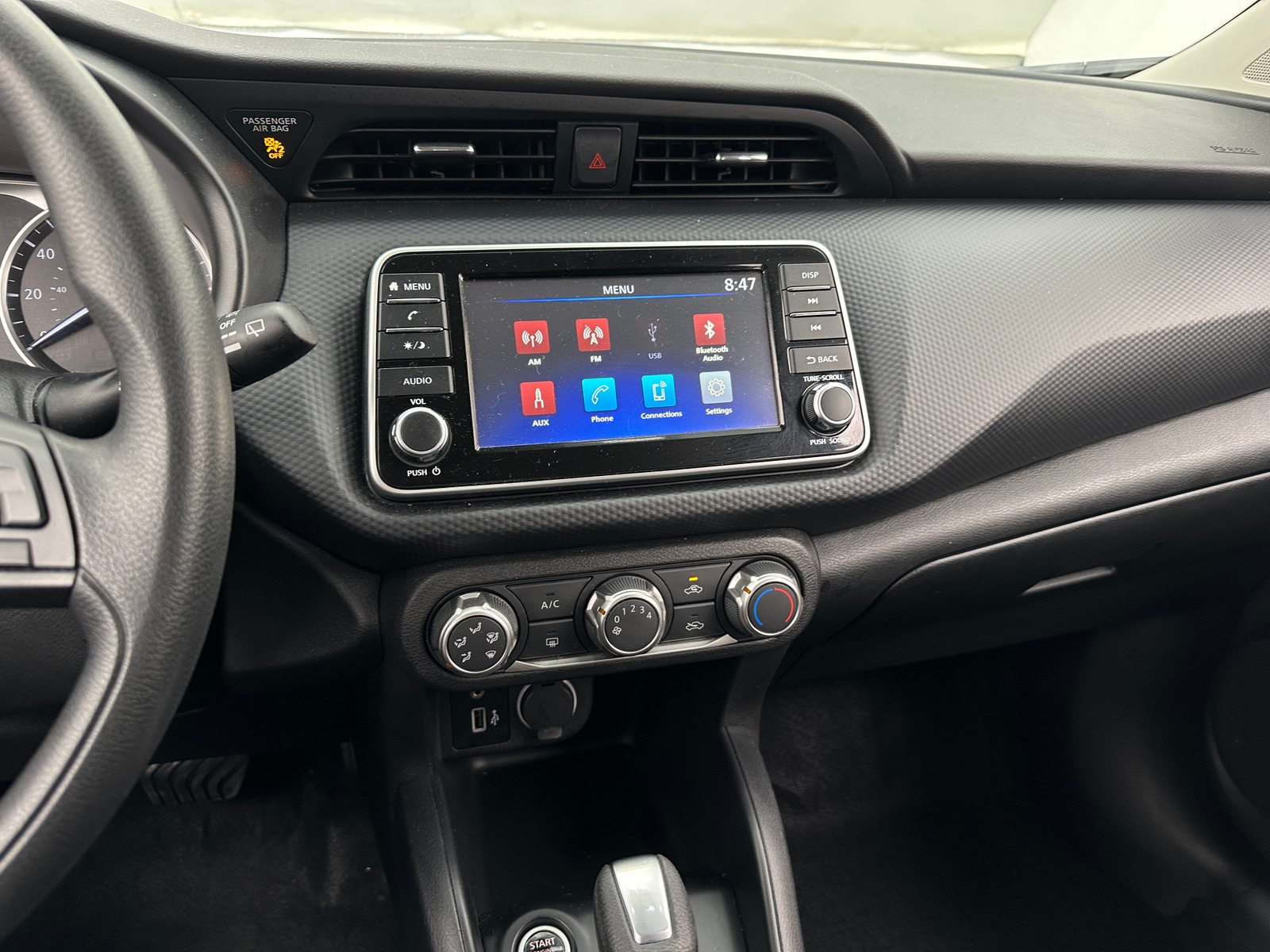 Thumbnail: 2024 Nissan Kicks - 4