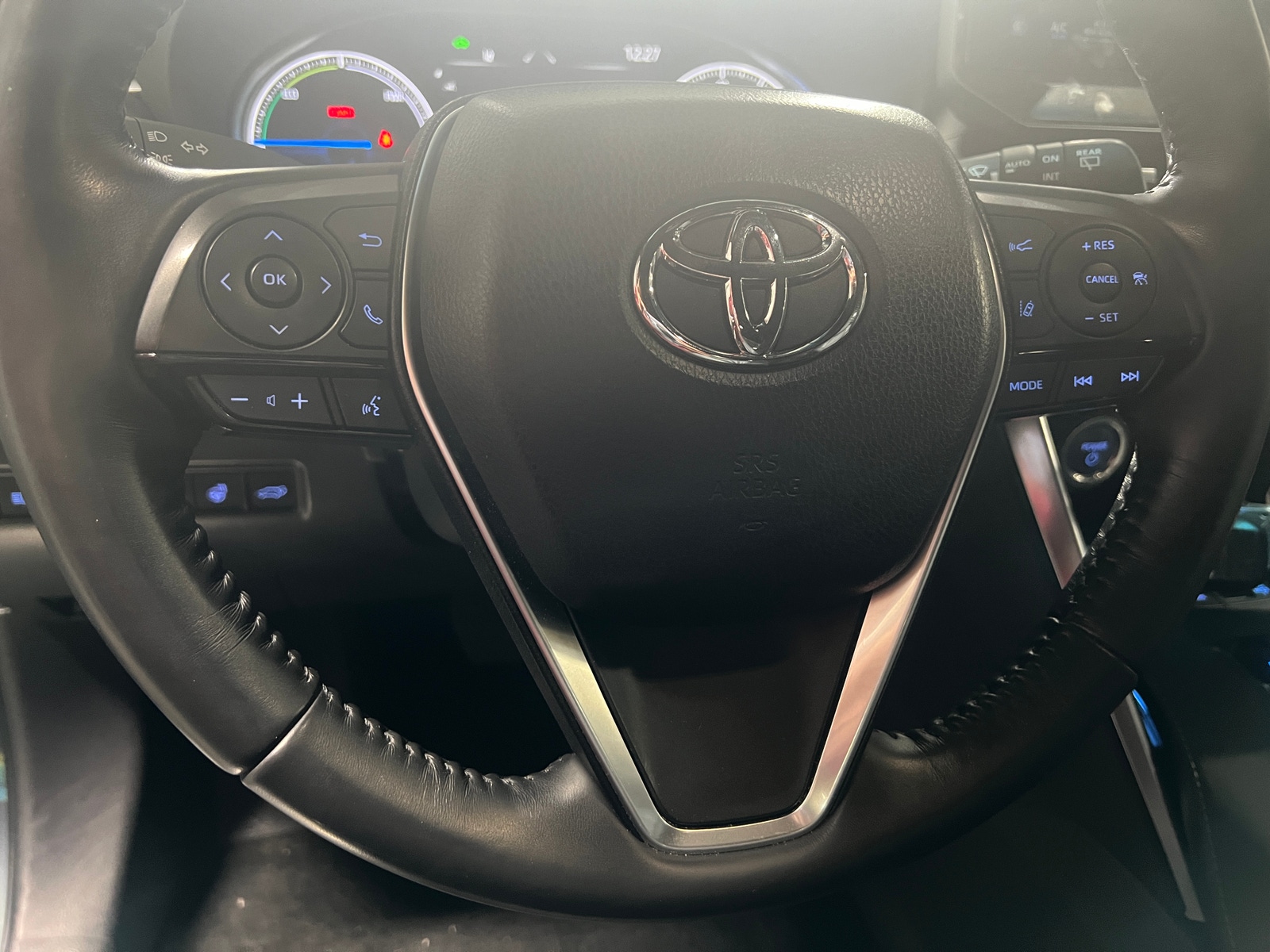 Thumbnail: 2021 Toyota Venza - 4