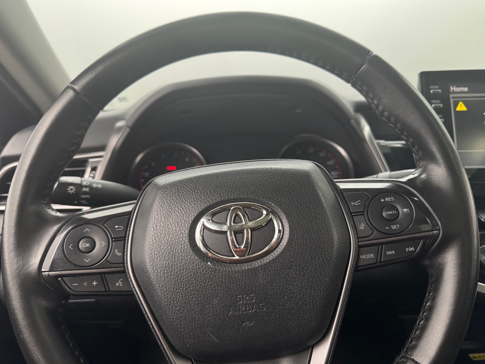 Thumbnail: 2022 Toyota Camry - 4
