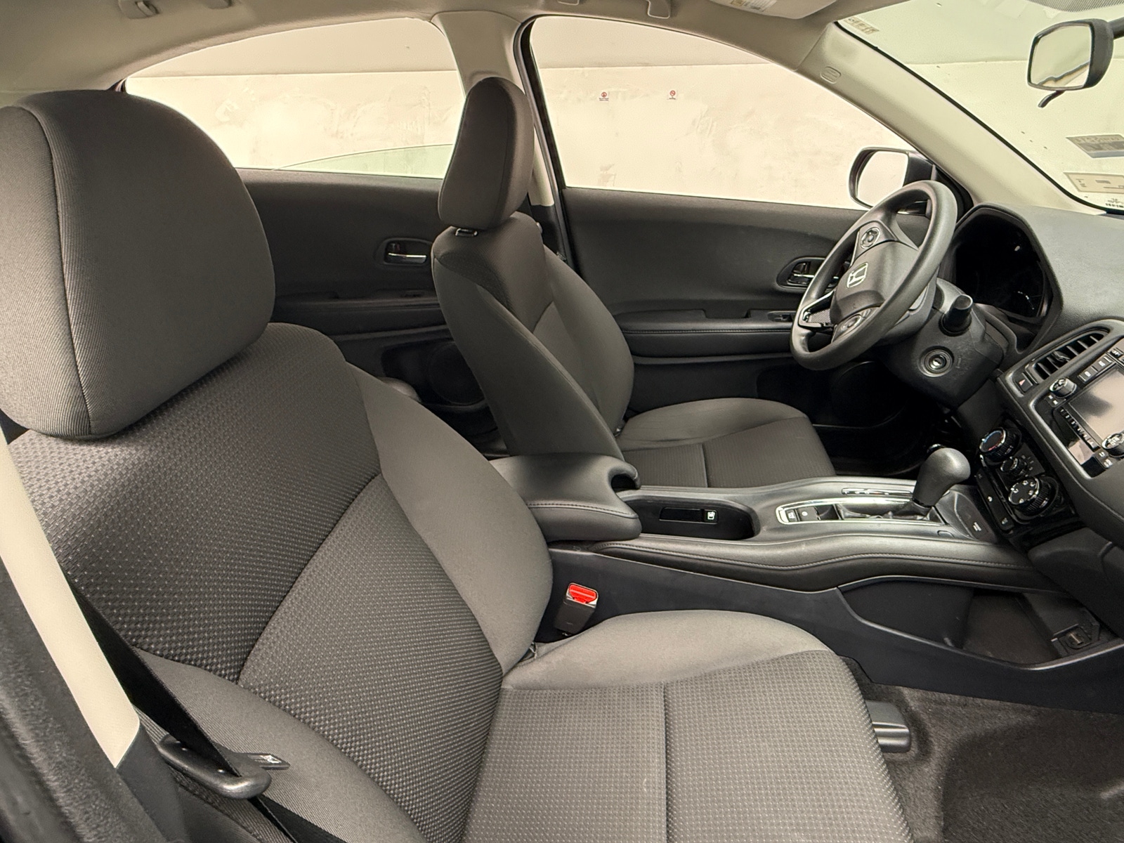 Thumbnail: 2022 Honda HR-V - 2