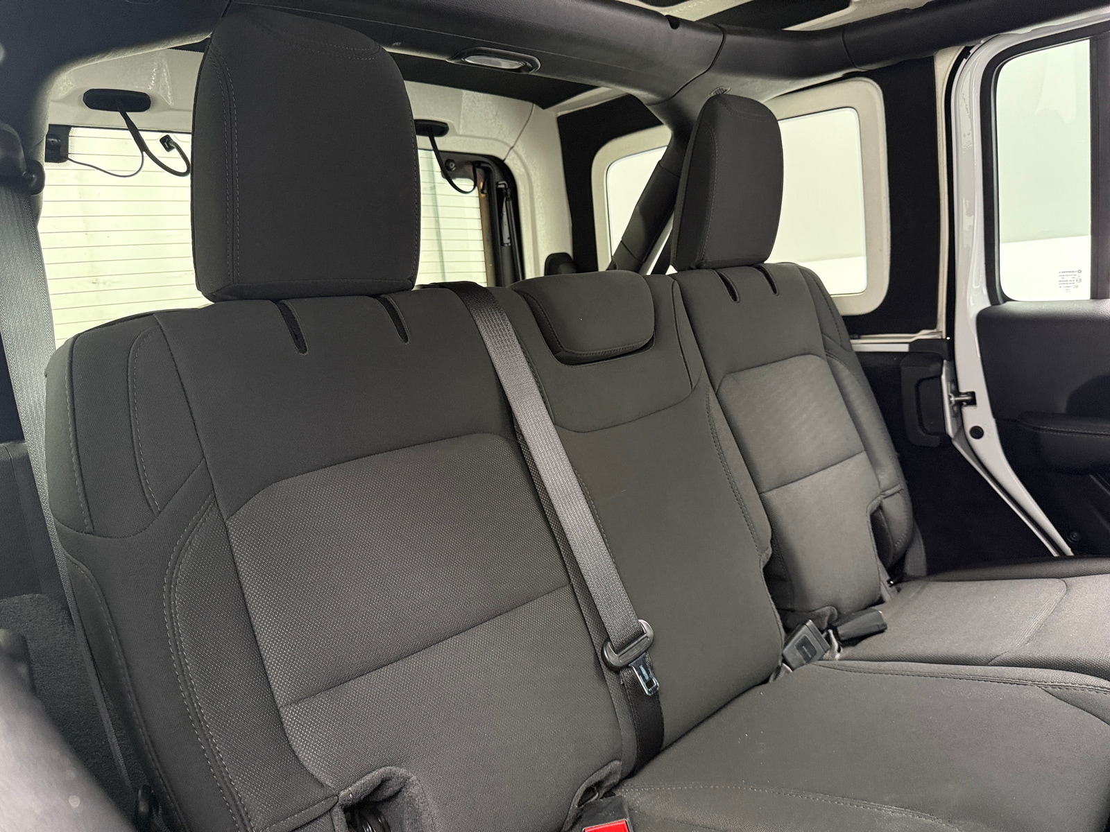 Thumbnail: 2020 Jeep Wrangler - 6