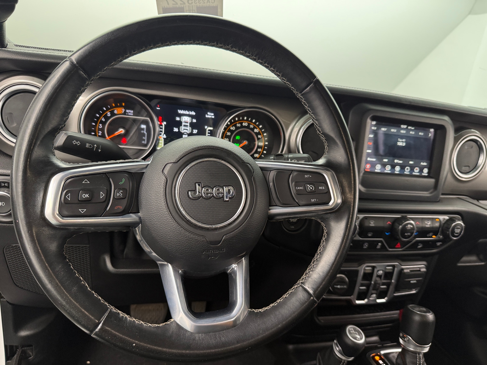 Thumbnail: 2020 Jeep Wrangler - 5