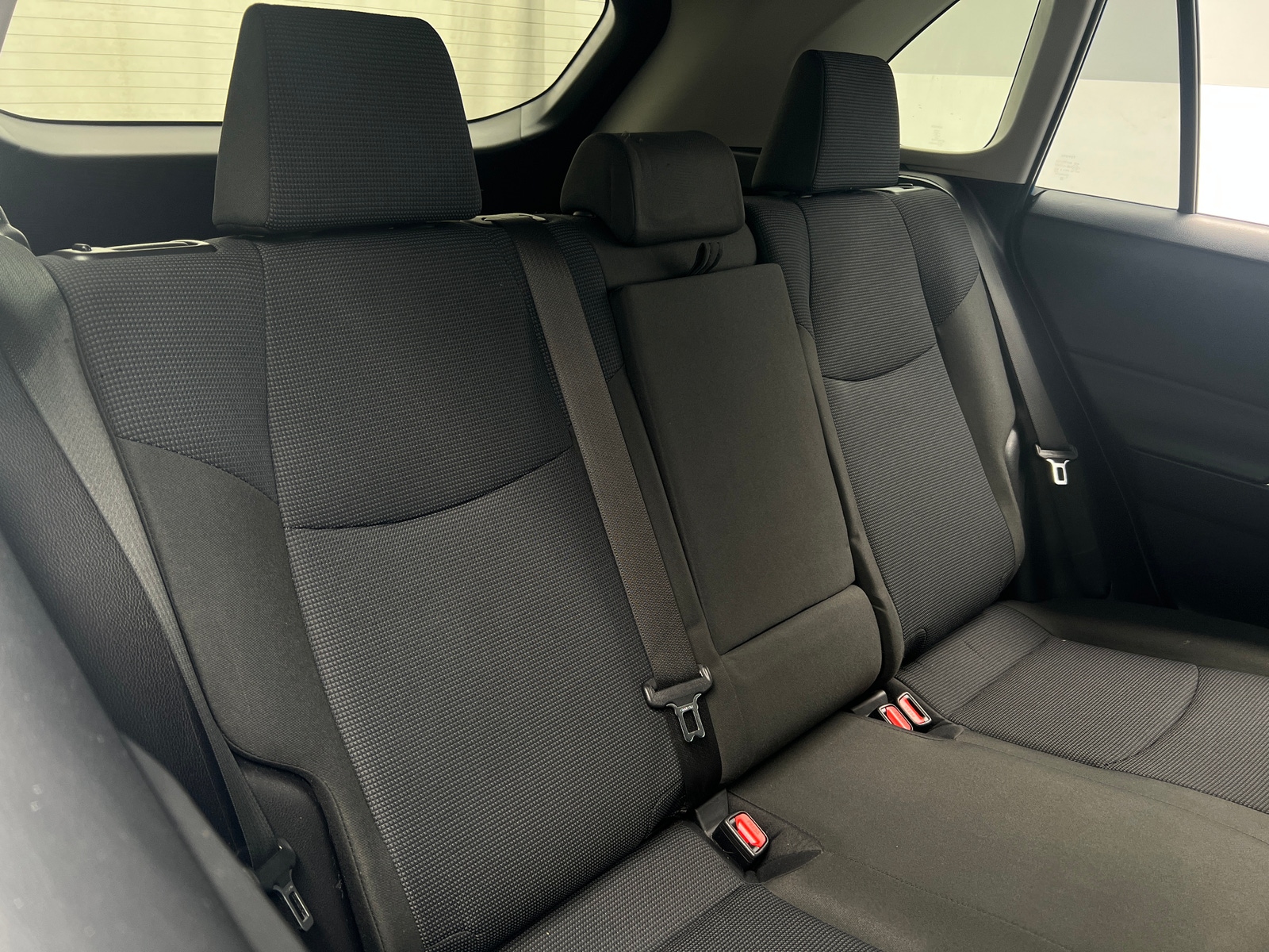 Thumbnail: 2019 Toyota RAV4 - 6