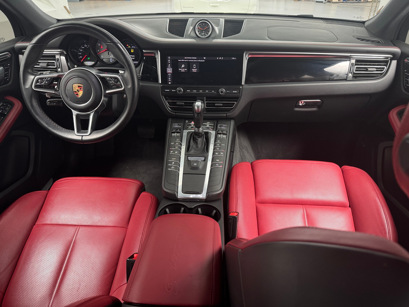 Thumbnail: 2019 Porsche Macan - 2