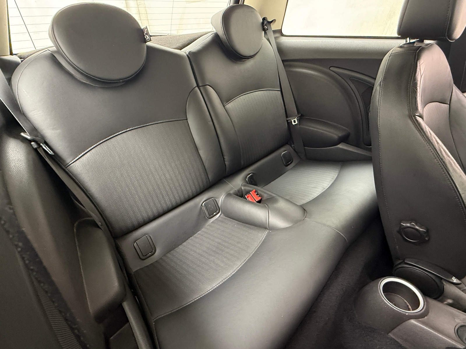 Thumbnail: 2012 MINI Cooper Hardtop - 5