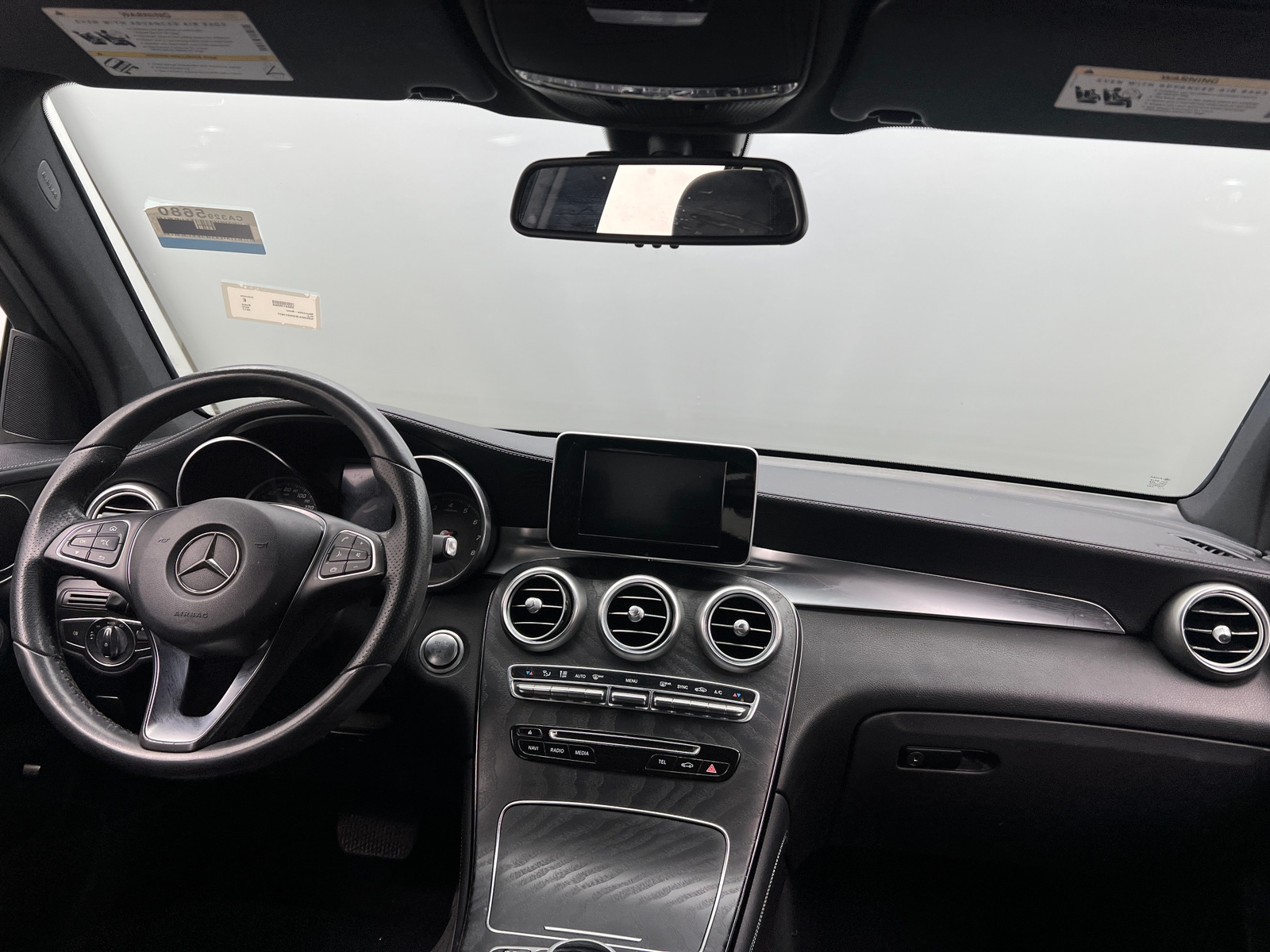 Thumbnail: 2017 Mercedes-Benz GLC - 2