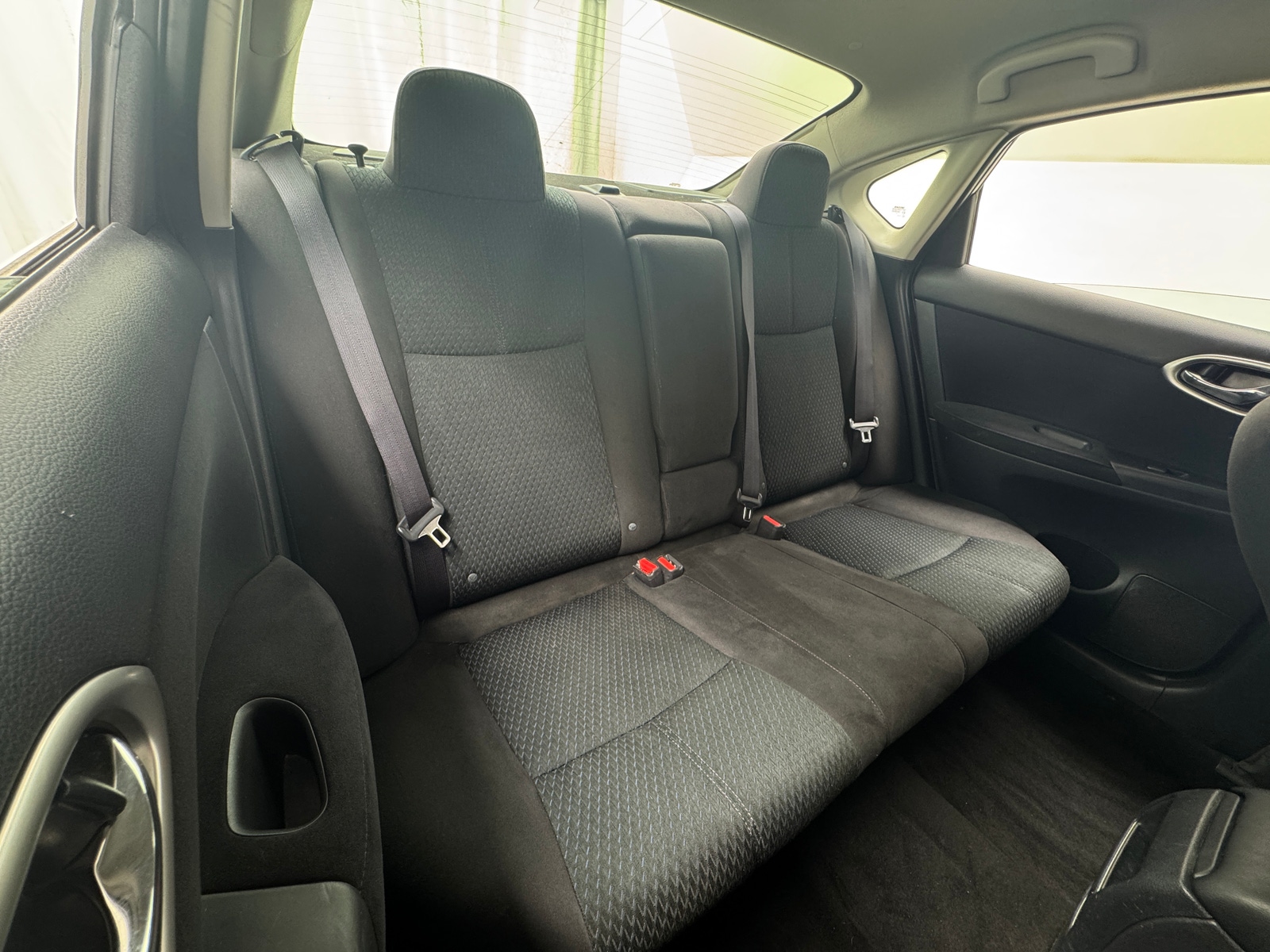 Thumbnail: 2015 Nissan Sentra - 6
