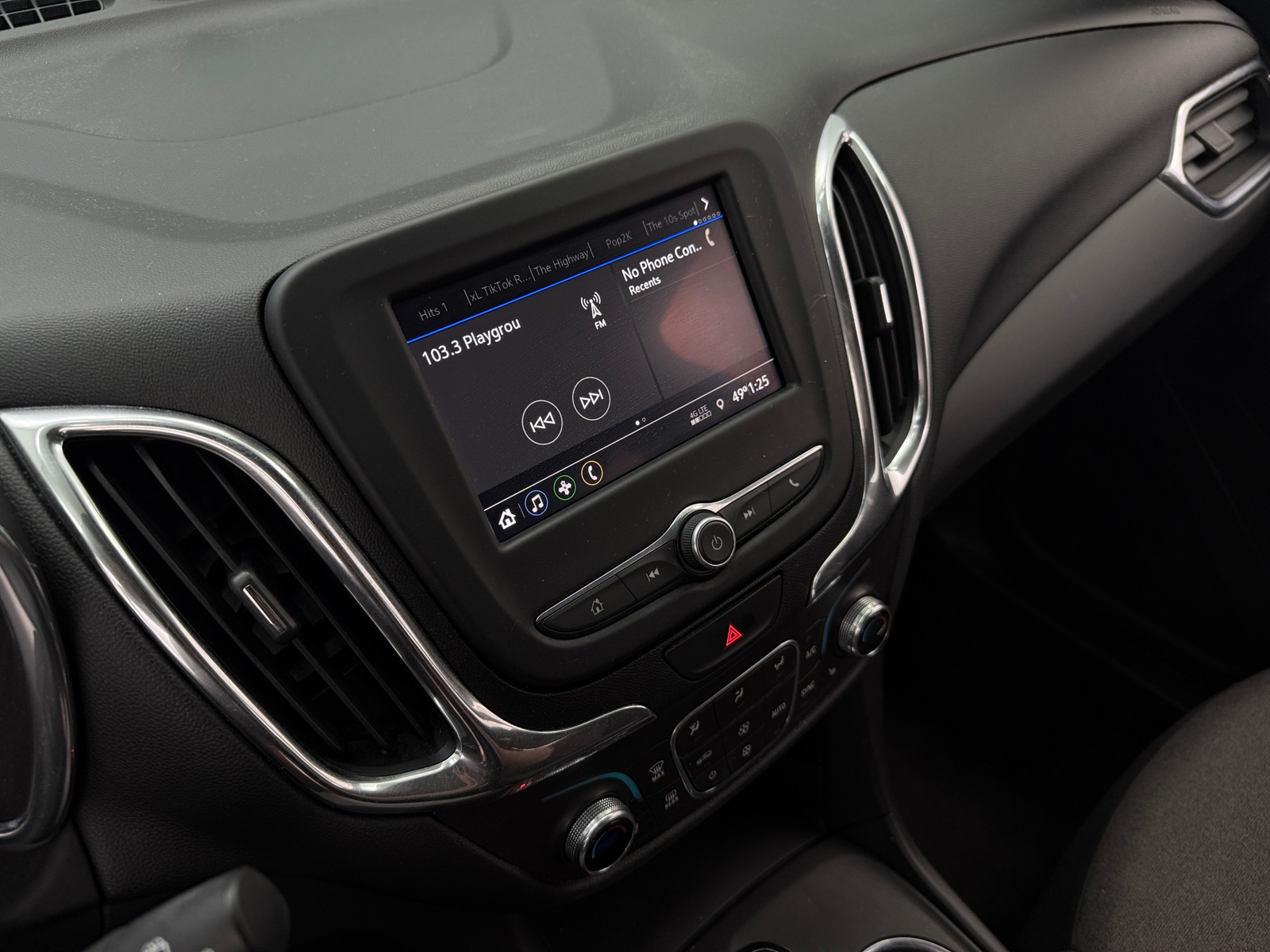 Thumbnail: 2020 Chevrolet Equinox - 4