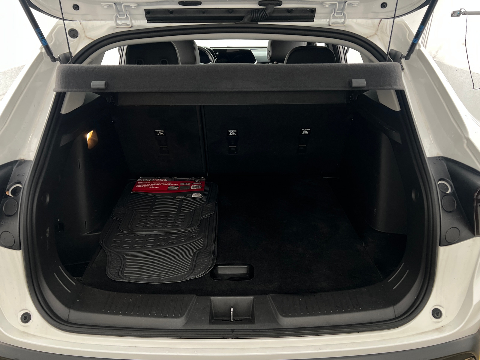 Thumbnail: 2024 Chevrolet Trax - 6