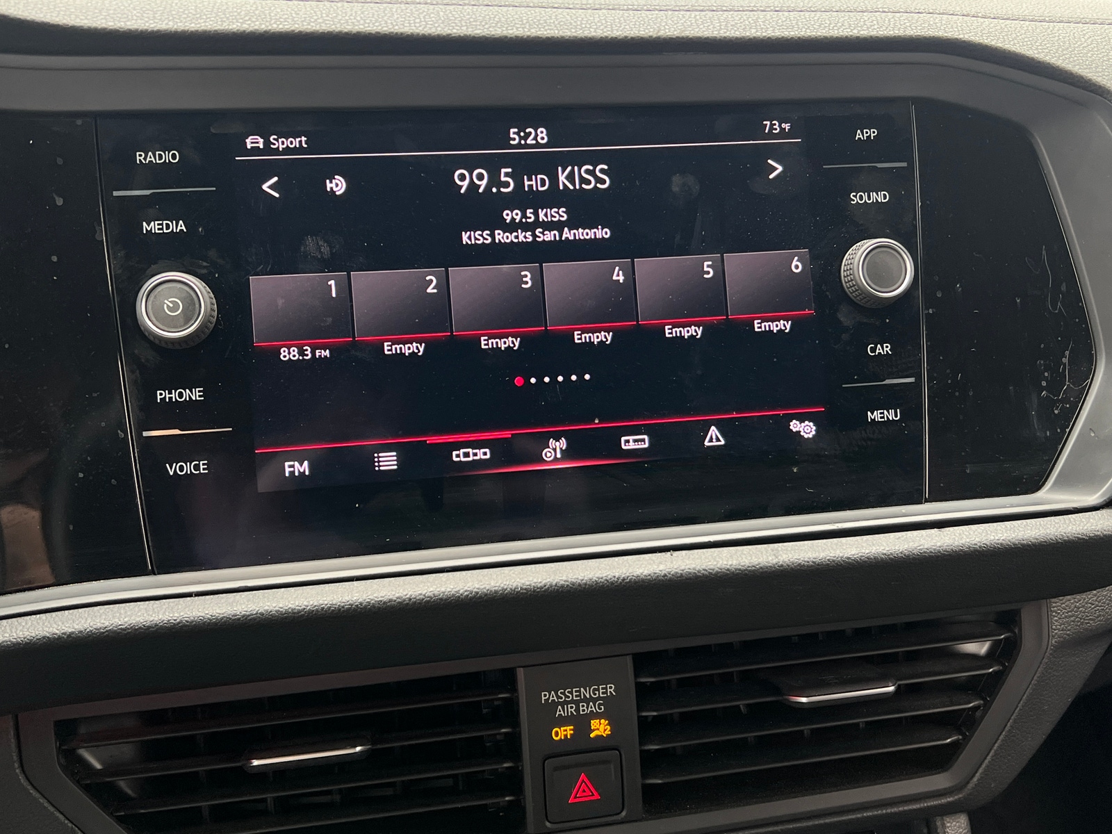 Thumbnail: 2021 Volkswagen Jetta - 3