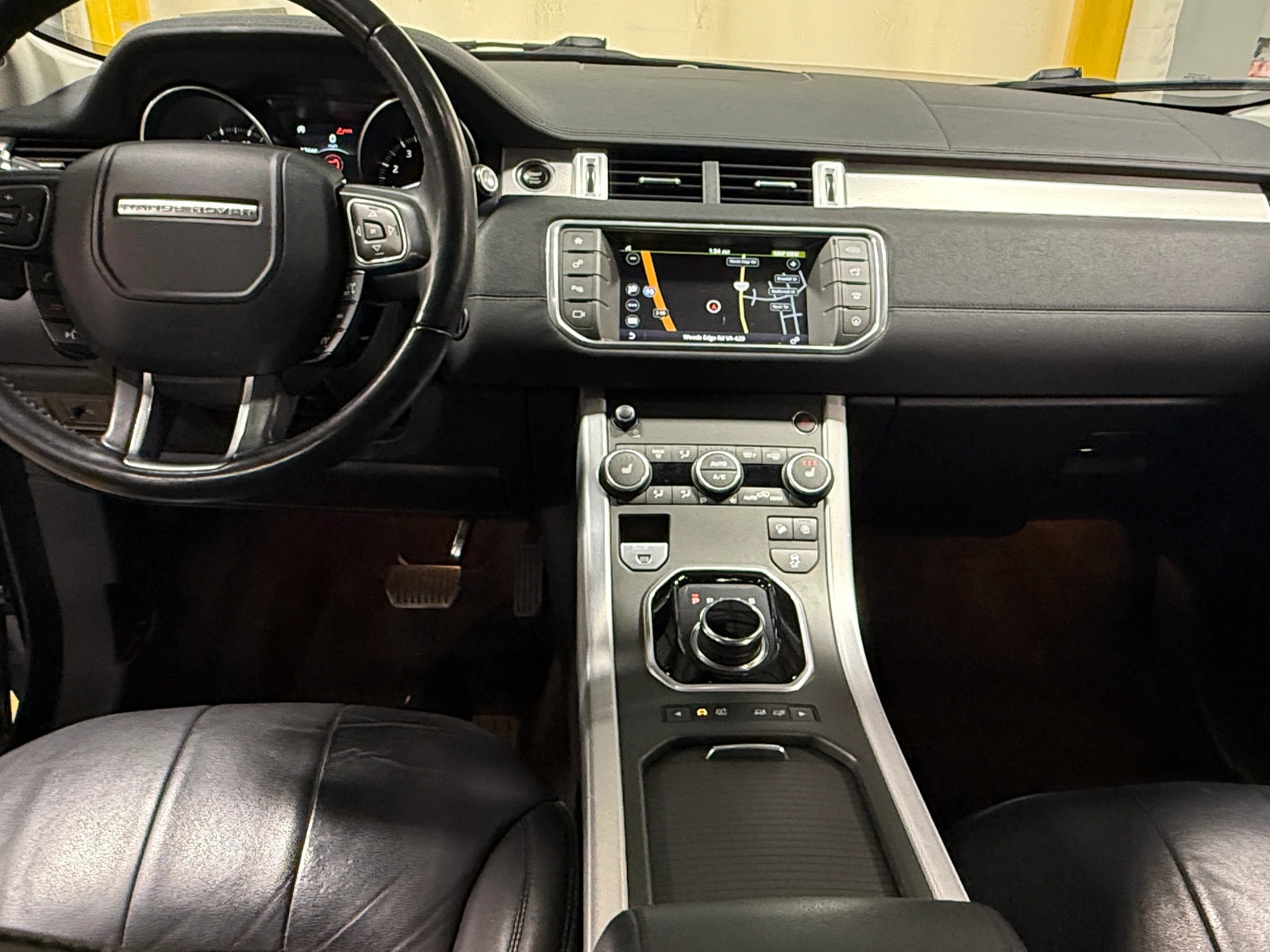 Thumbnail: 2018 Land Rover Range Rover Evoque - 2
