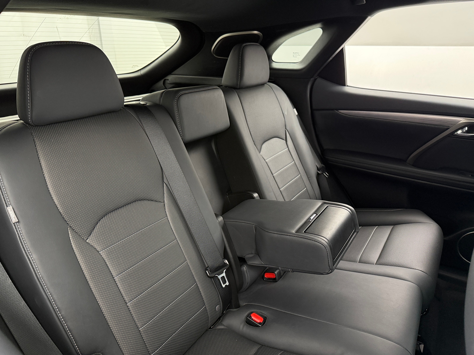 Thumbnail: 2022 Lexus RX - 5