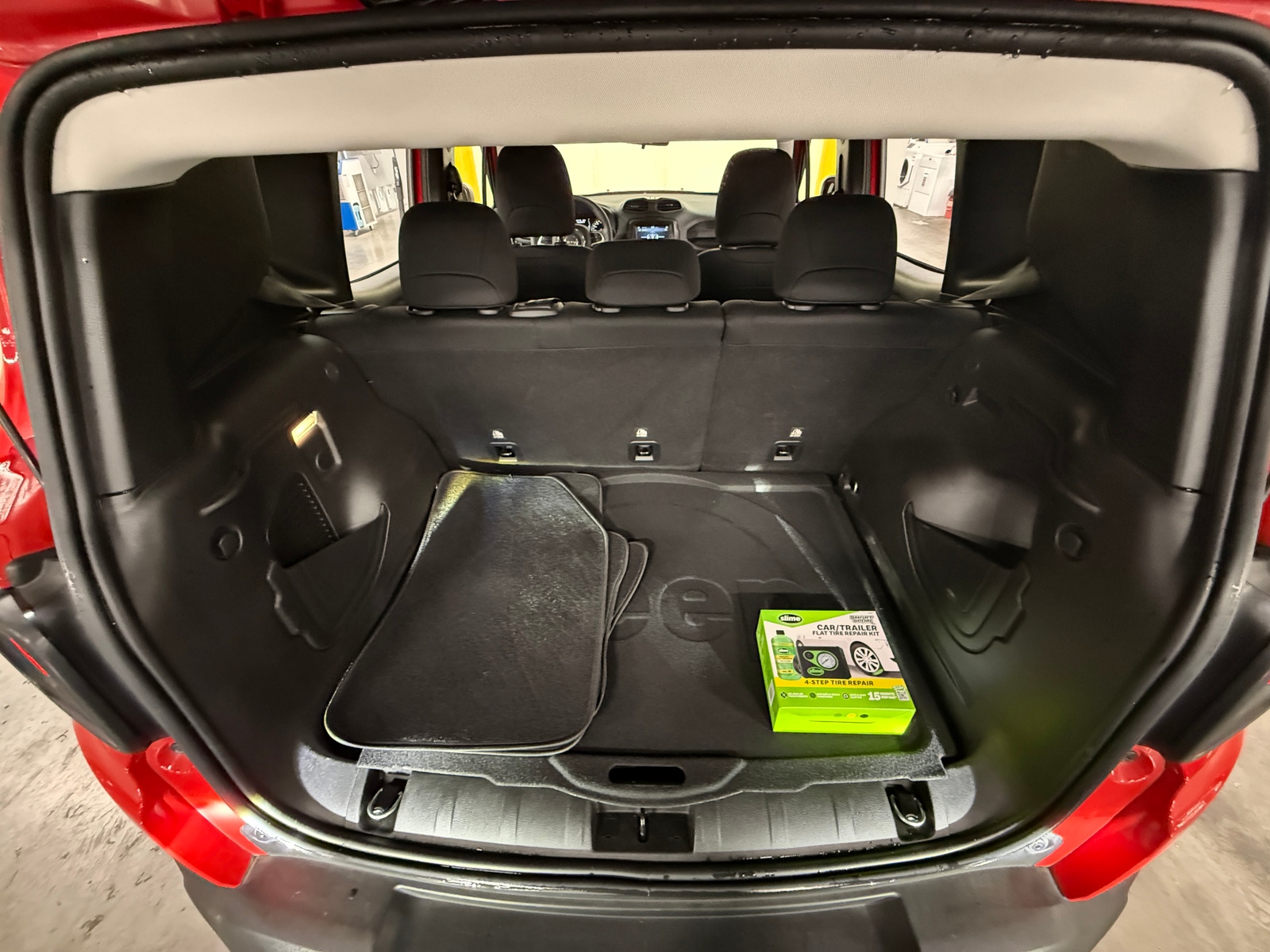 Thumbnail: 2021 Jeep Renegade - 7