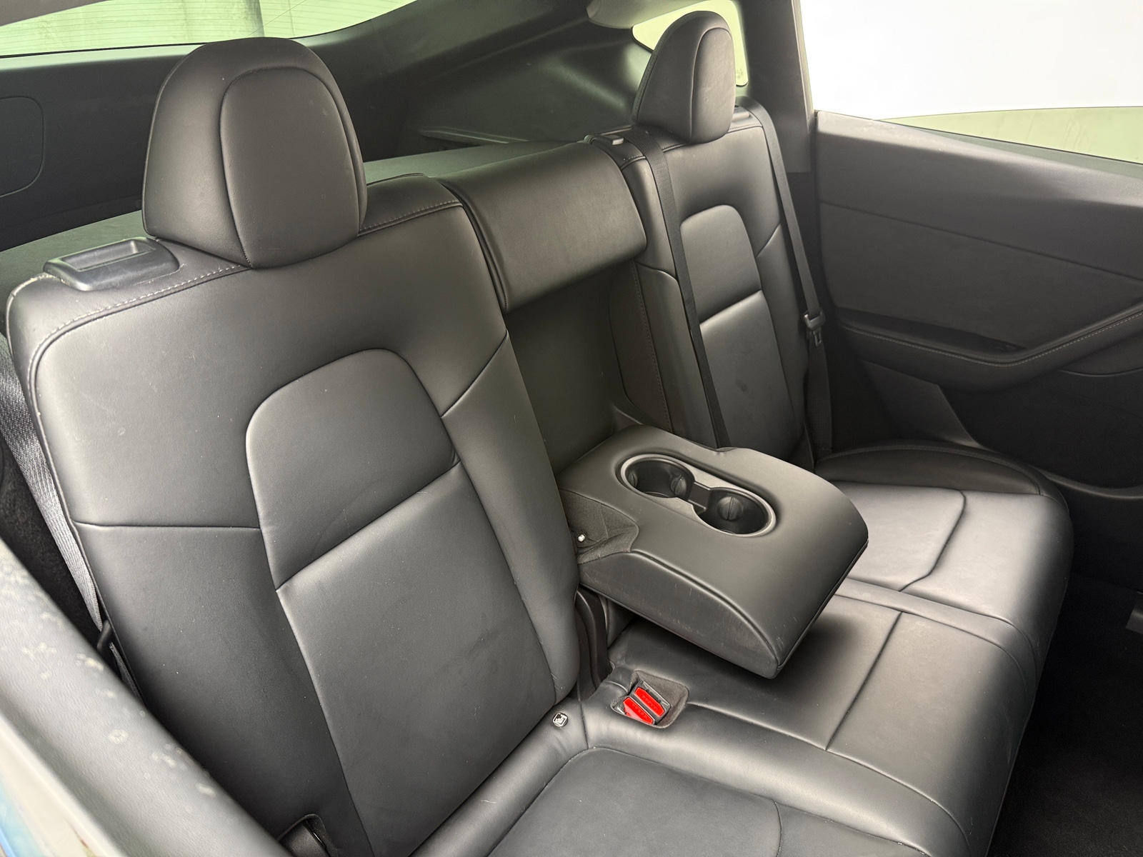 Thumbnail: 2022 Tesla Model Y - 5