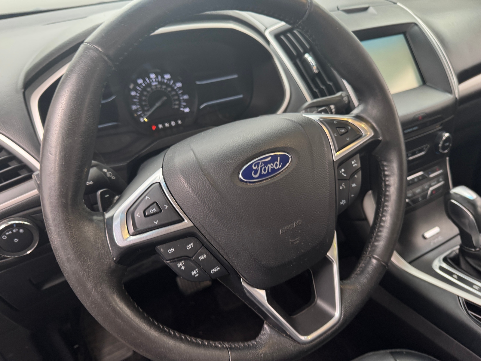 Thumbnail: 2015 Ford Edge - 5