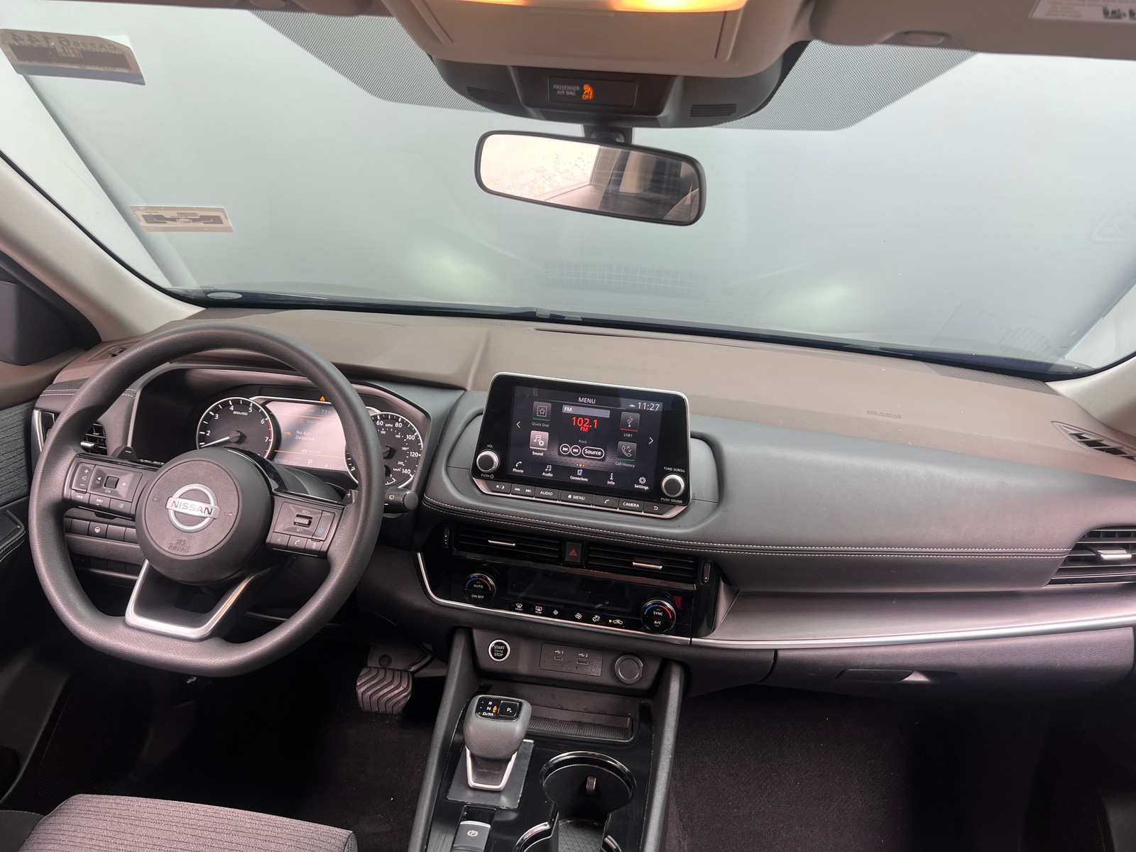 Thumbnail: 2021 Nissan Rogue - 3