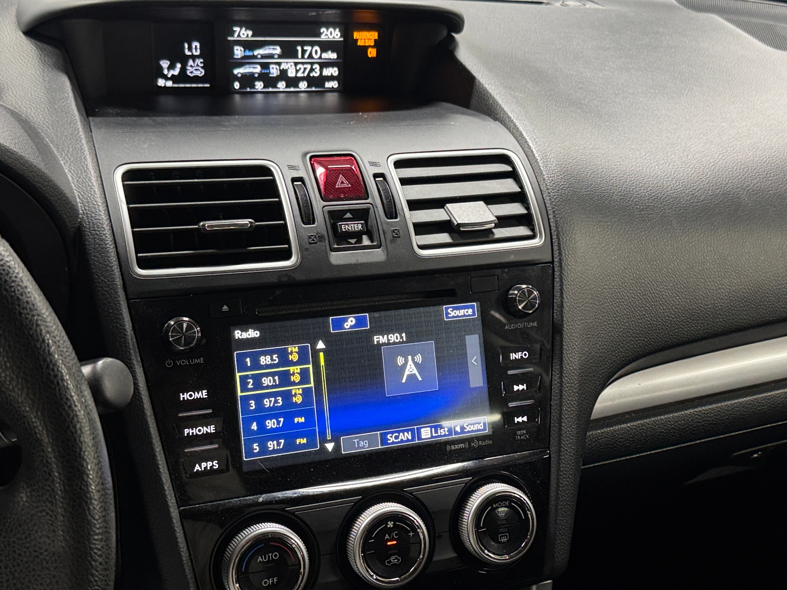 Thumbnail: 2017 Subaru Forester - 4