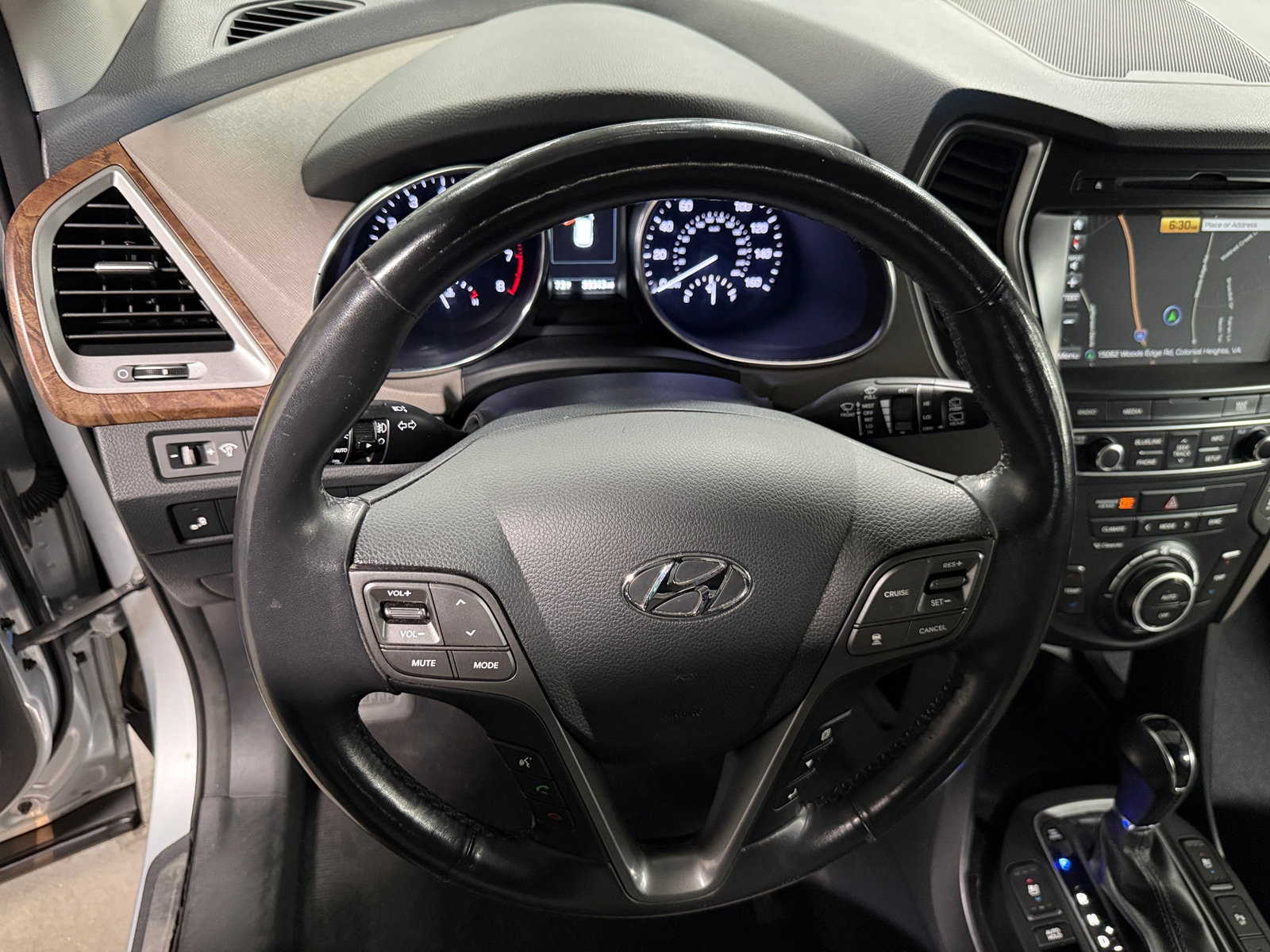 Thumbnail: 2017 Hyundai Santa Fe - 4