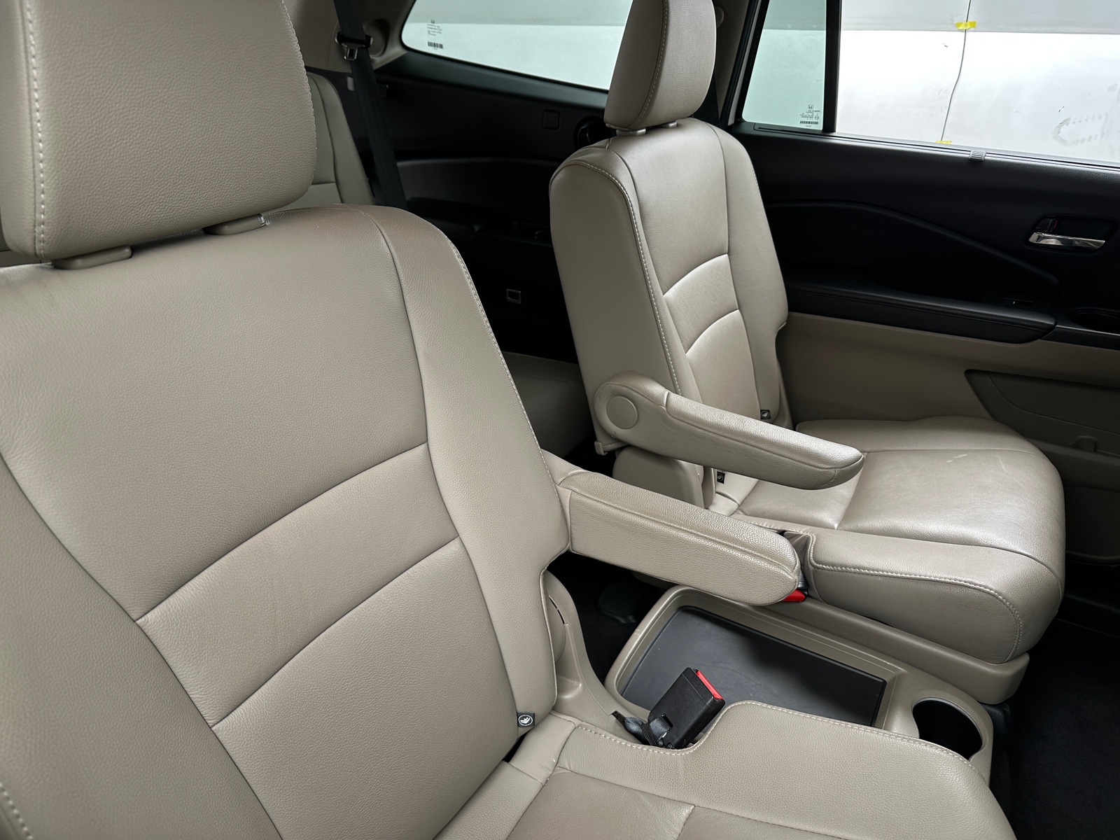Thumbnail: 2019 Honda Pilot - 5