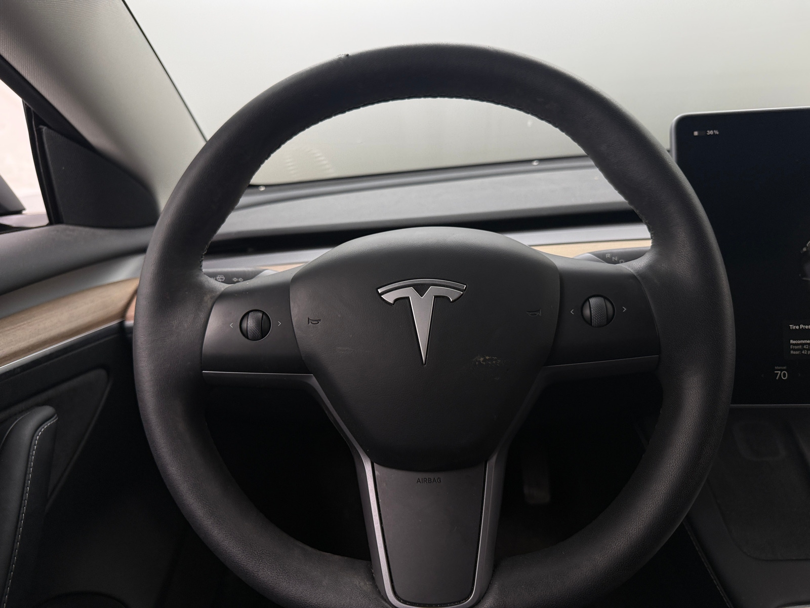 Thumbnail: 2023 Tesla Model 3 - 4