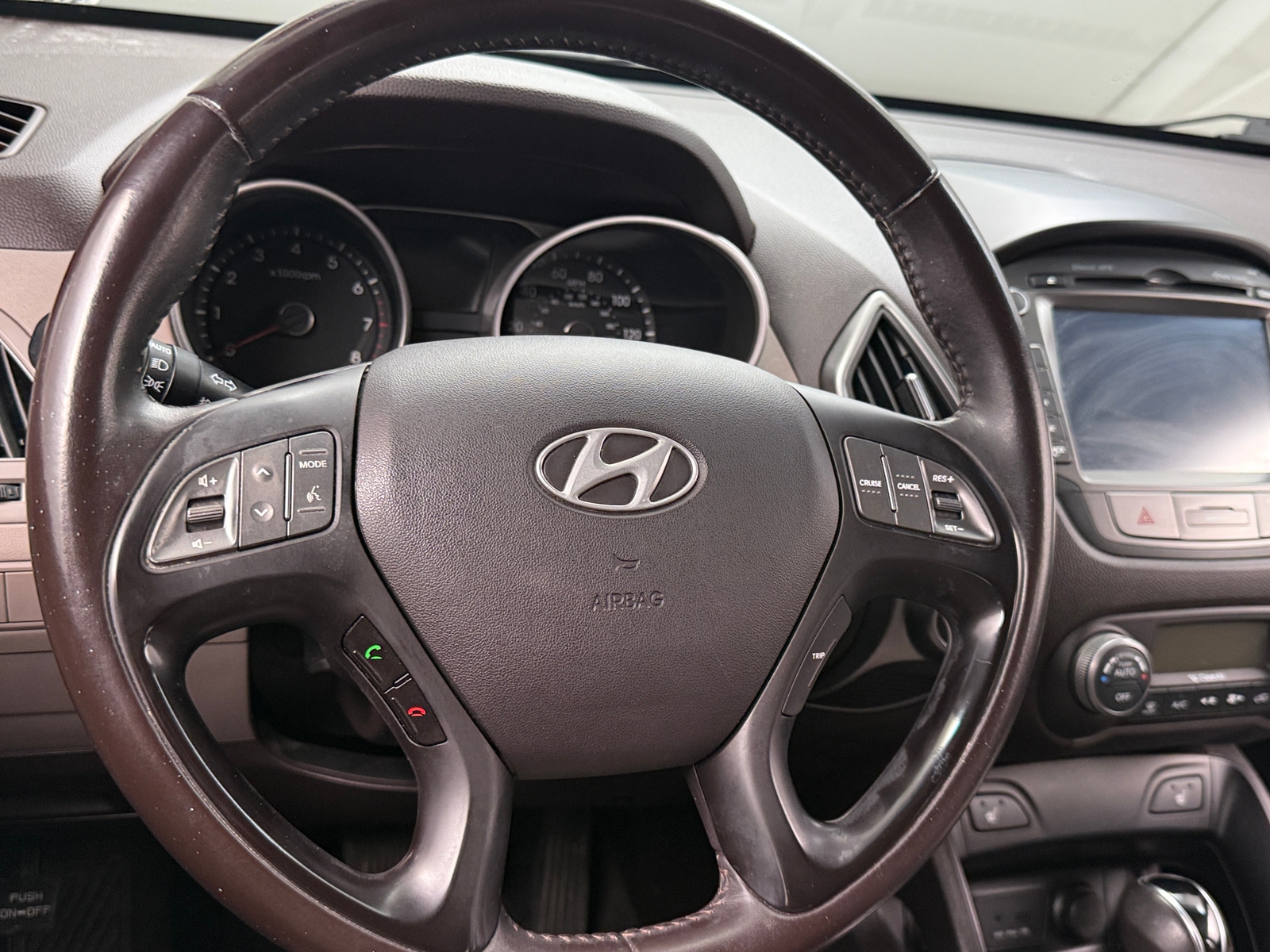 Thumbnail: 2015 Hyundai Tucson - 4
