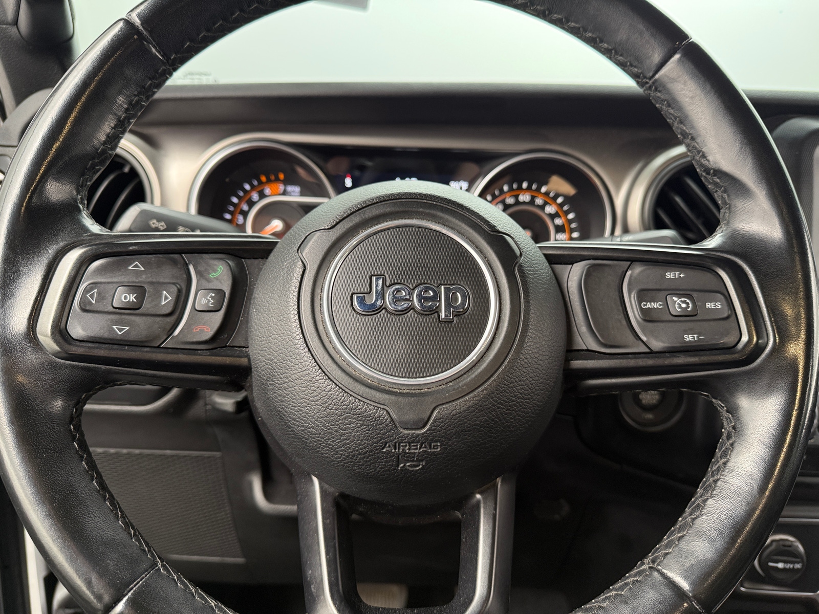 Thumbnail: 2020 Jeep Wrangler - 5