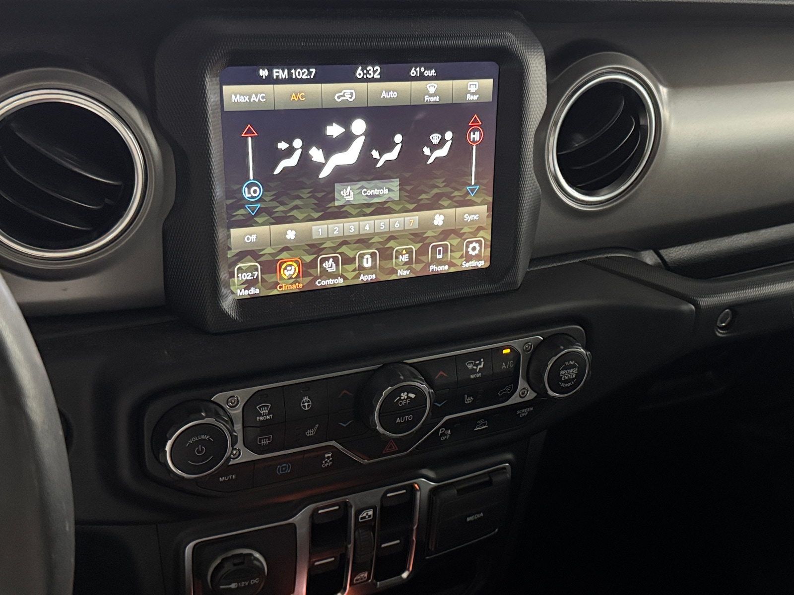 Thumbnail: 2023 Jeep Wrangler - 4