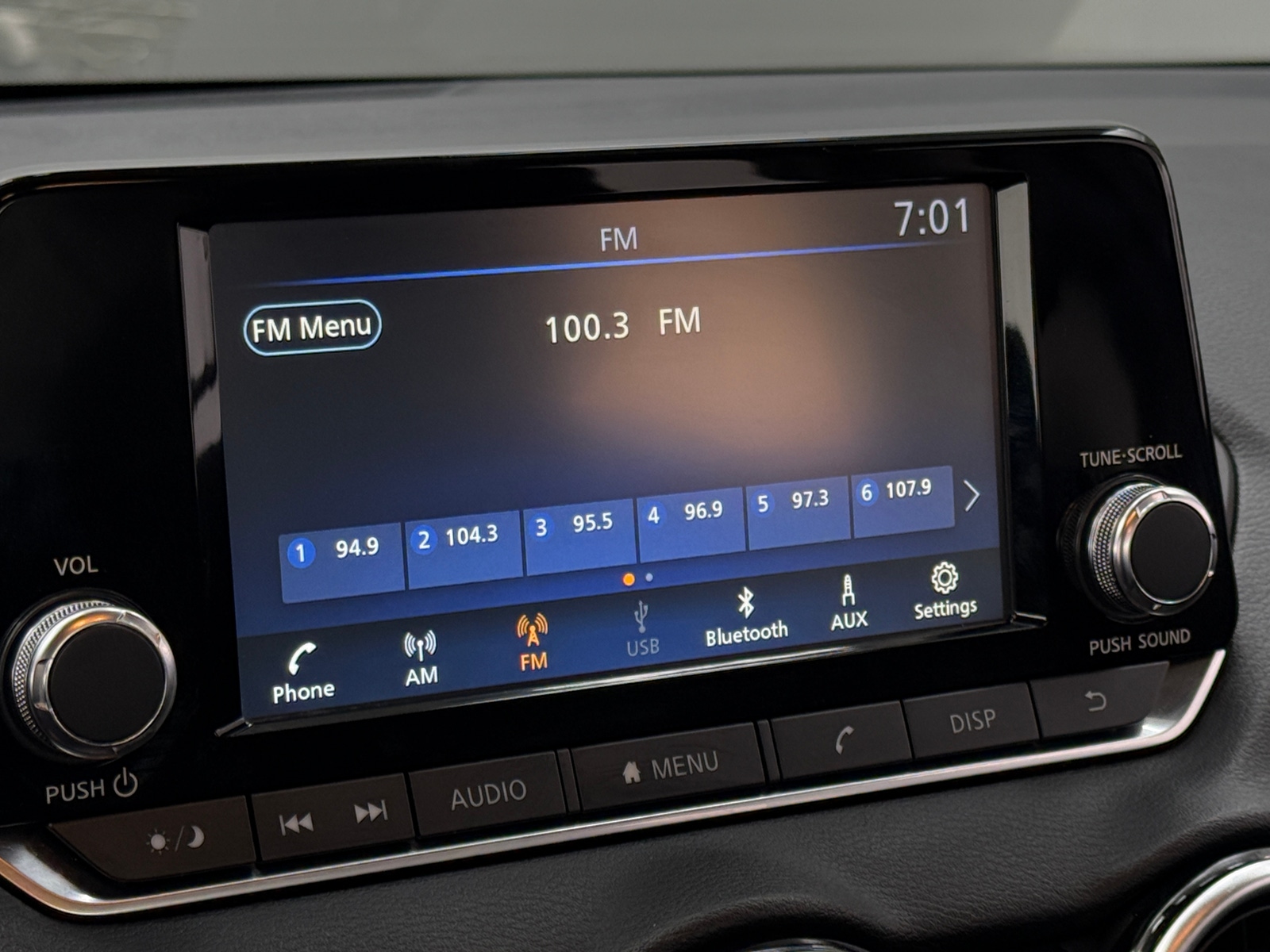 Thumbnail: 2023 Nissan Sentra - 4