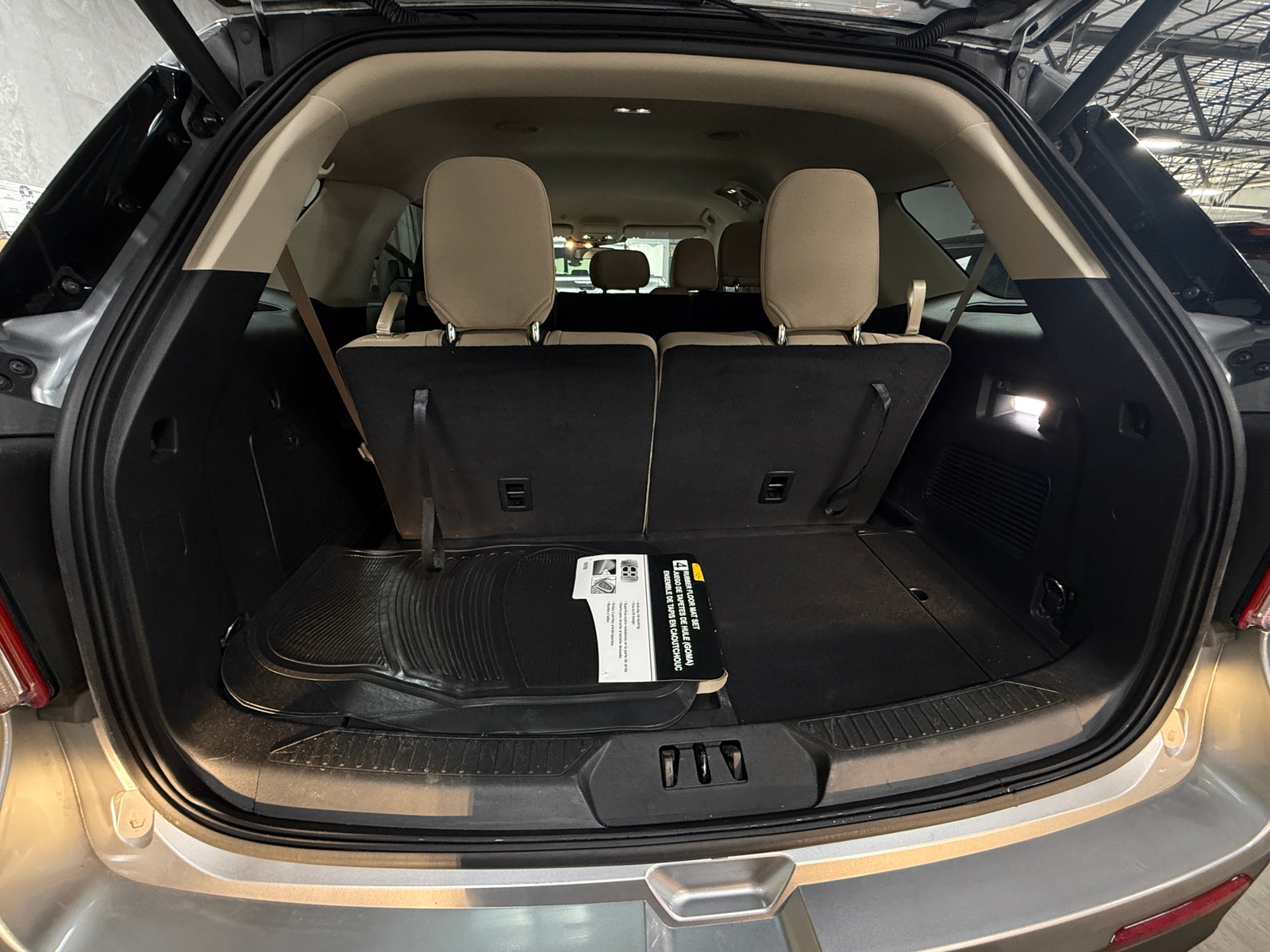 Thumbnail: 2022 Ford Explorer - 7
