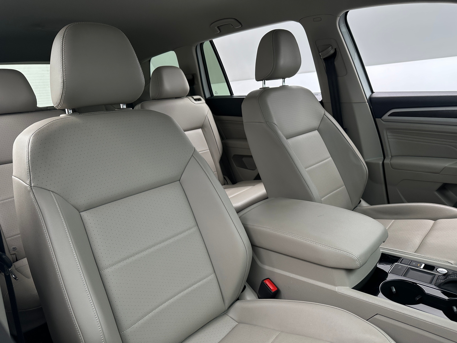 Thumbnail: 2022 Volkswagen Atlas - 2