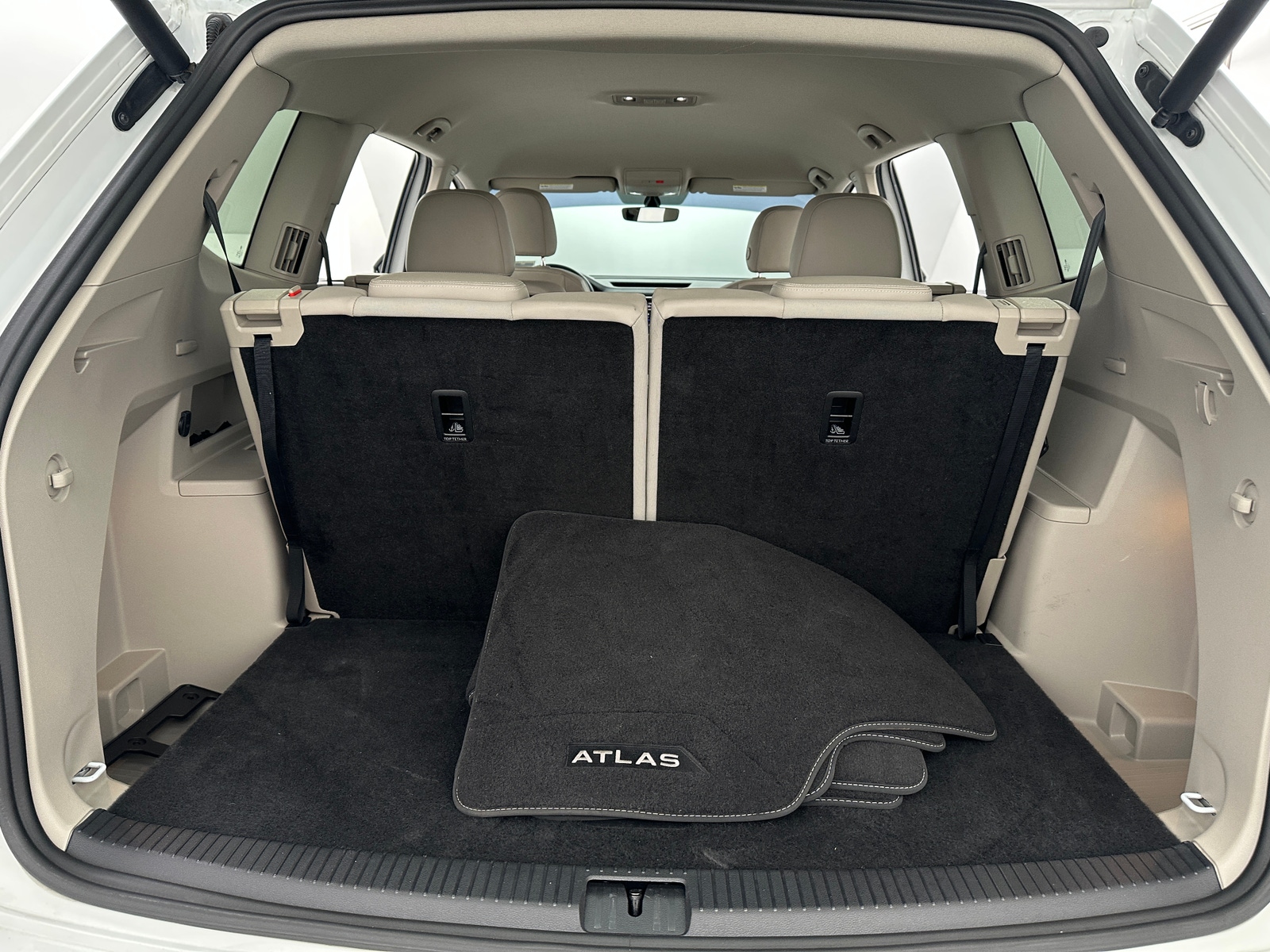 Thumbnail: 2022 Volkswagen Atlas - 7