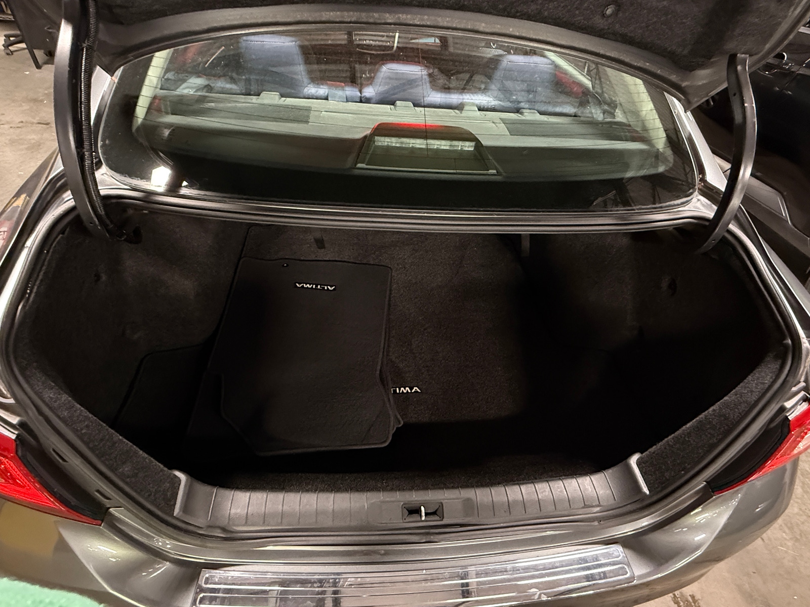 Thumbnail: 2016 Nissan Altima - 7