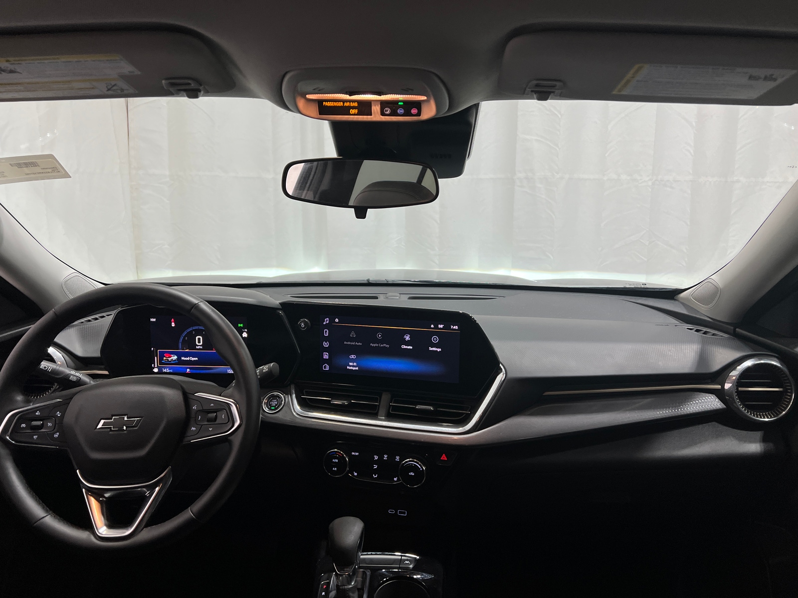 Thumbnail: 2024 Chevrolet Trax - 2