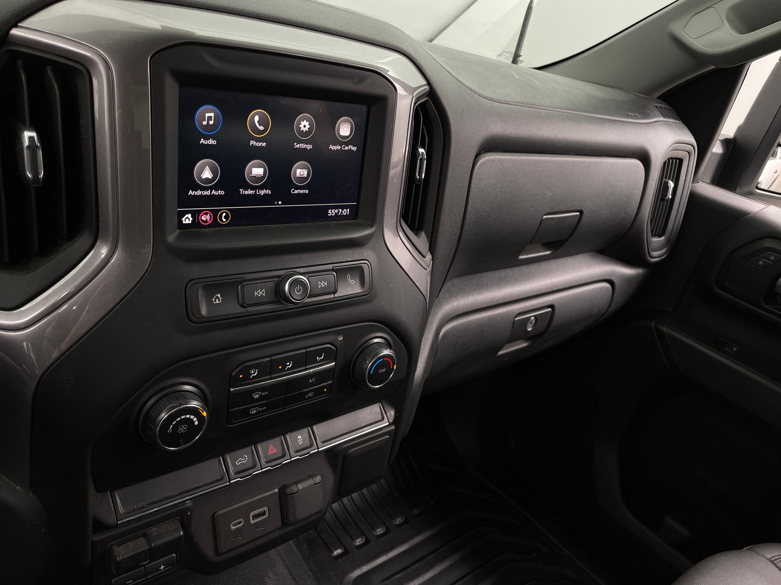 Thumbnail: 2021 Chevrolet Silverado 2500 - 3