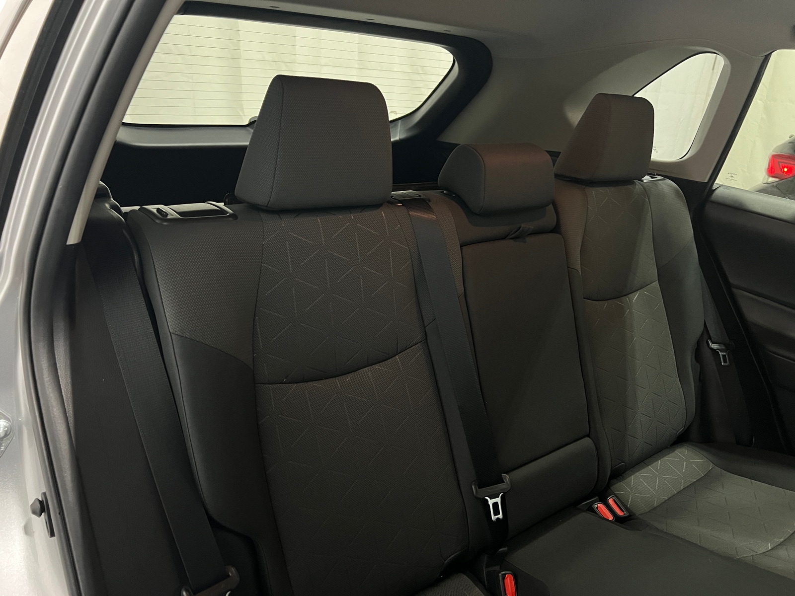 Thumbnail: 2019 Toyota RAV4 - 6