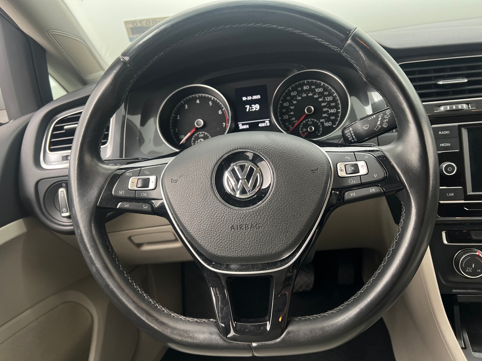 Thumbnail: 2018 Volkswagen Golf - 5