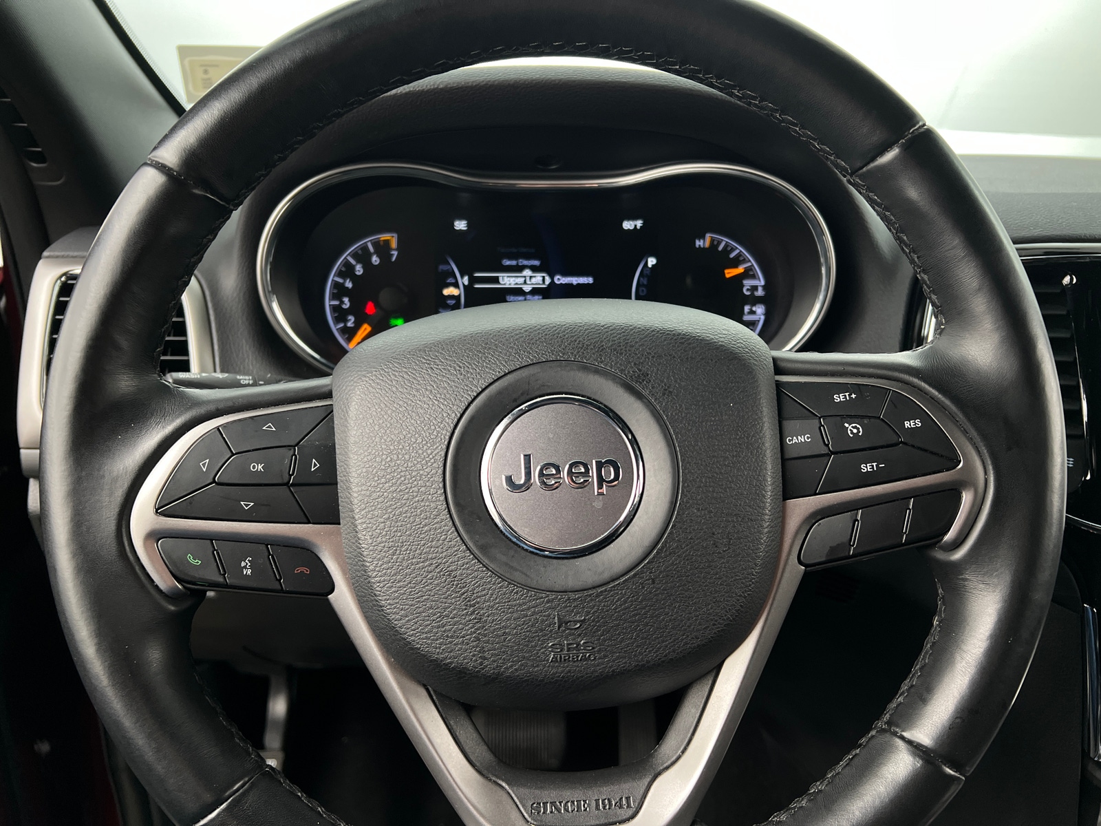 Thumbnail: 2020 Jeep Grand Cherokee - 5