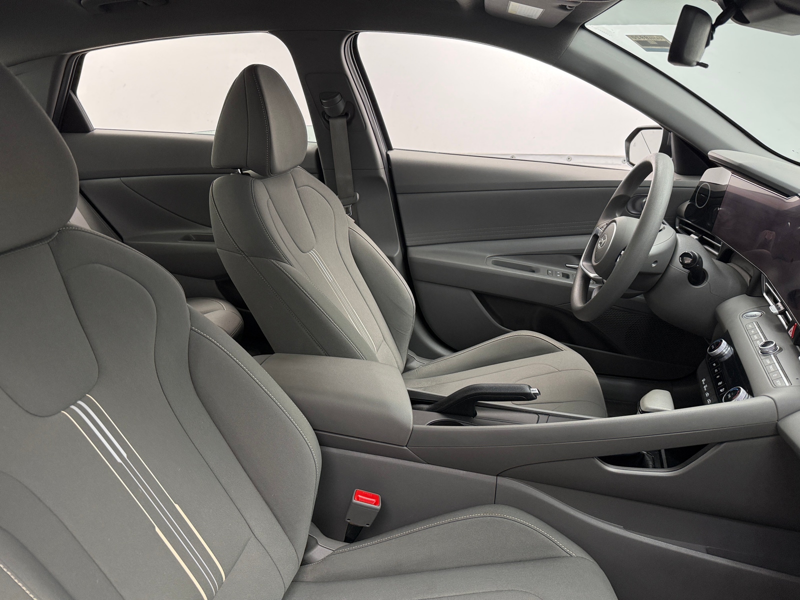 Thumbnail: 2024 Hyundai Elantra - 2