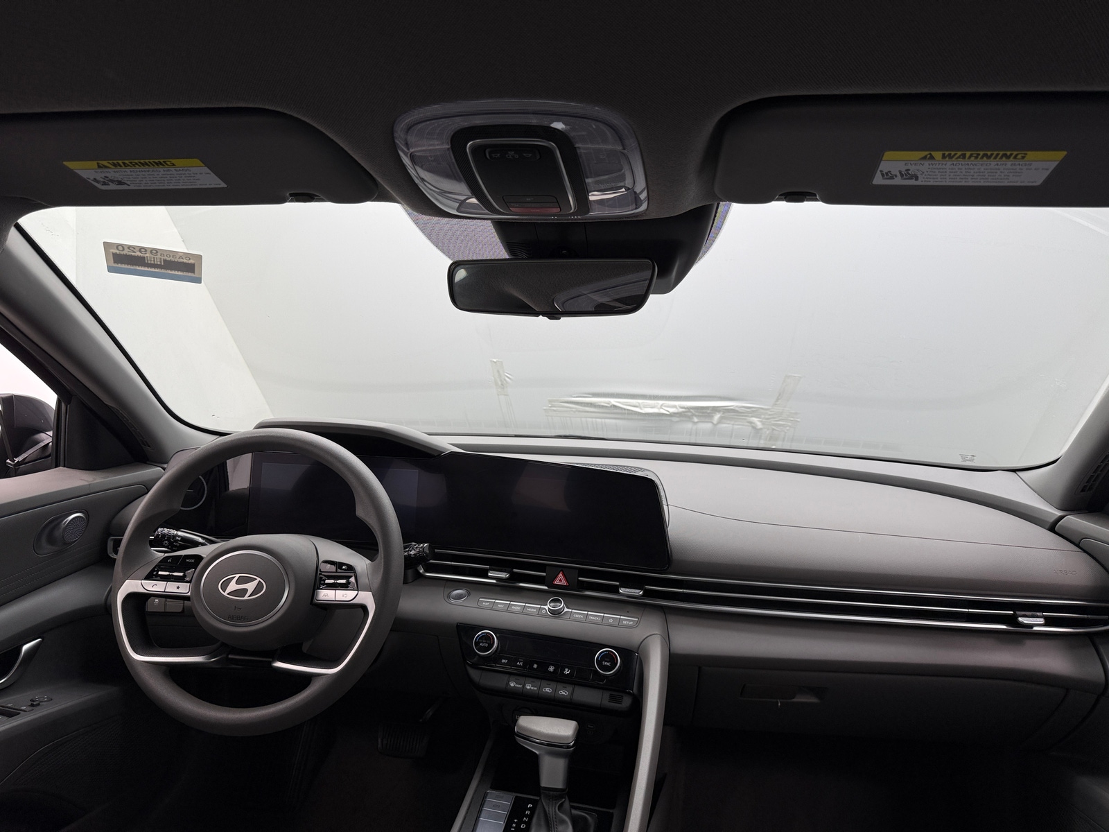 Thumbnail: 2024 Hyundai Elantra - 3