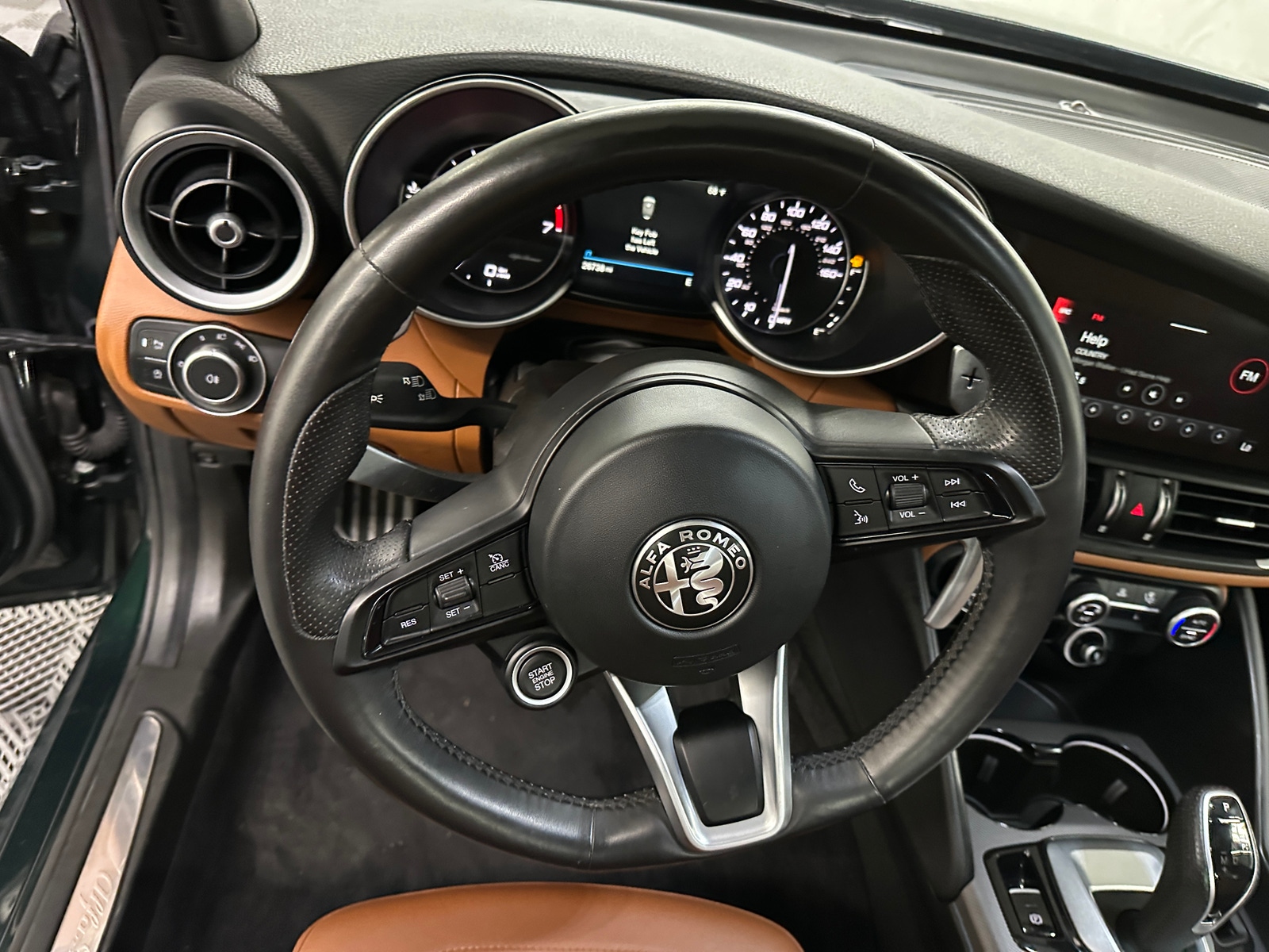 Thumbnail: 2020 Alfa Romeo Giulia - 4