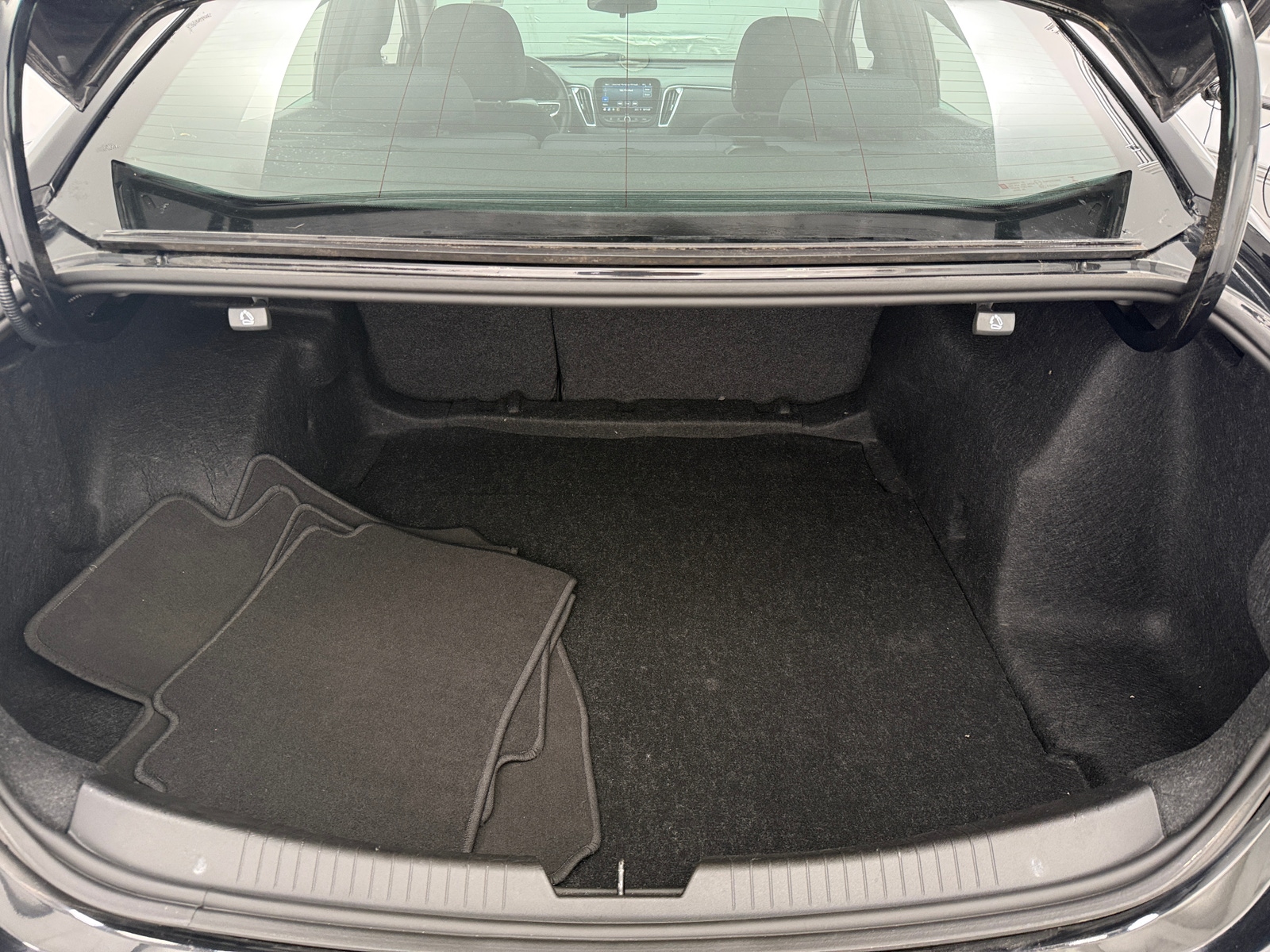 Thumbnail: 2020 Chevrolet Malibu - 7