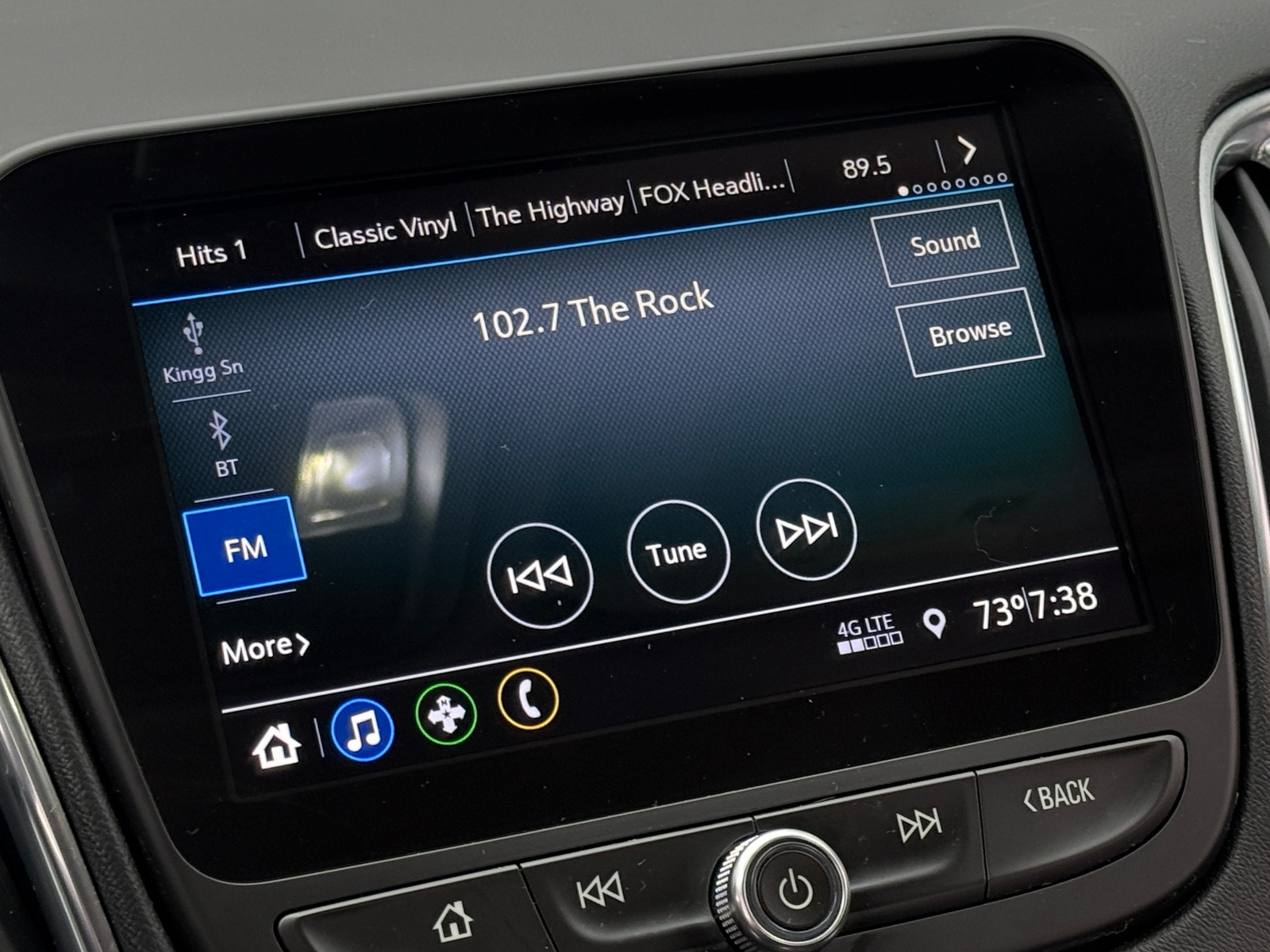 Thumbnail: 2020 Chevrolet Malibu - 4