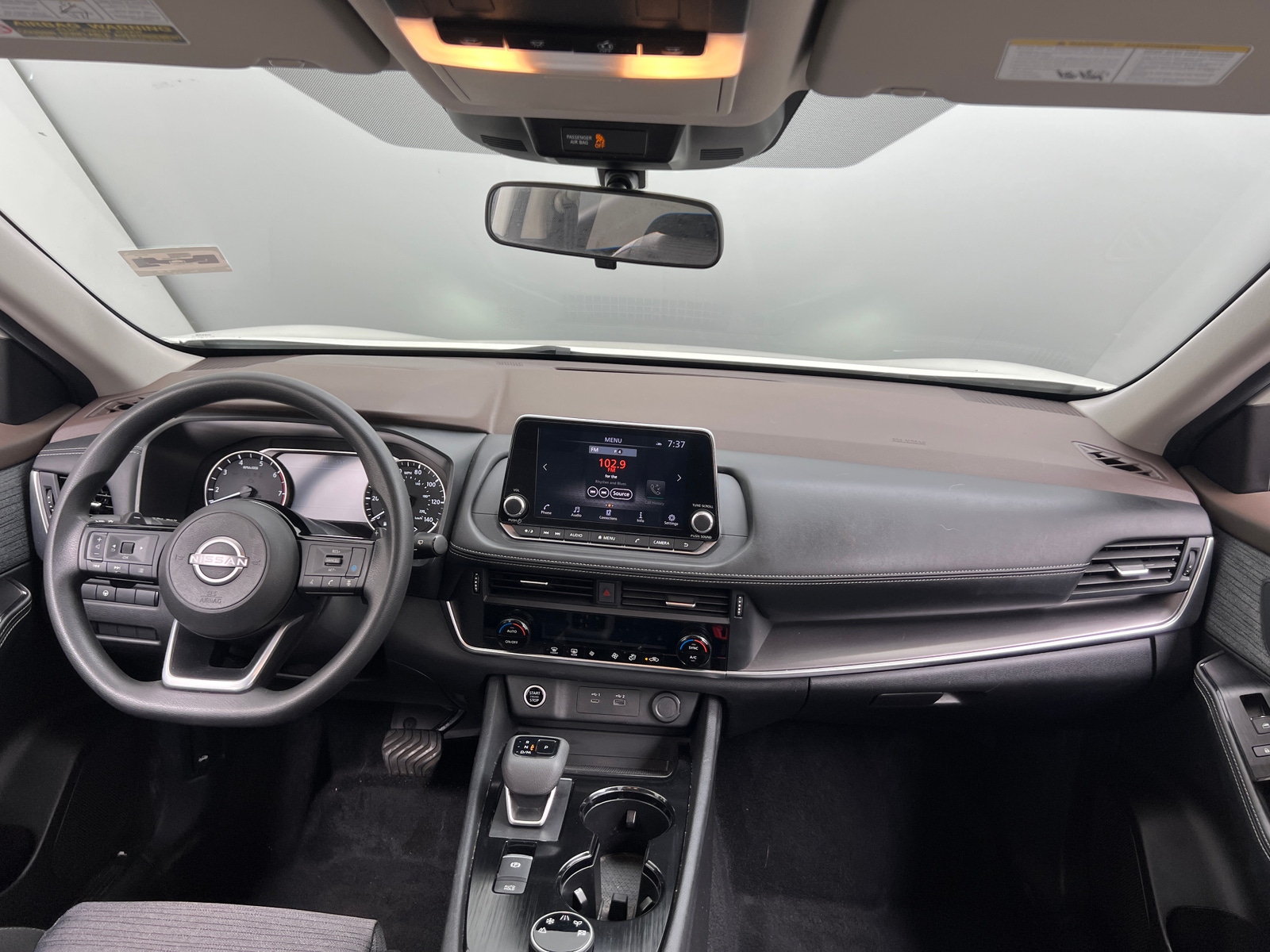 Thumbnail: 2023 Nissan Rogue - 3