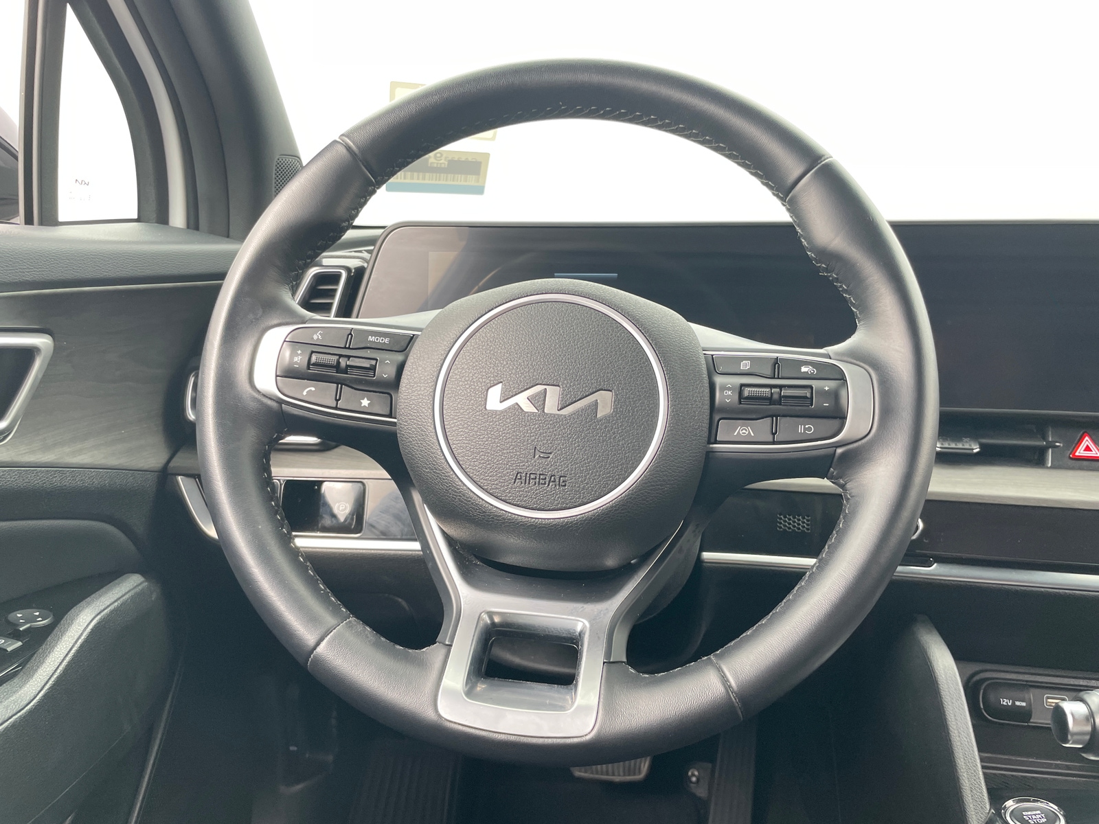 Thumbnail: 2023 Kia Sportage - 4