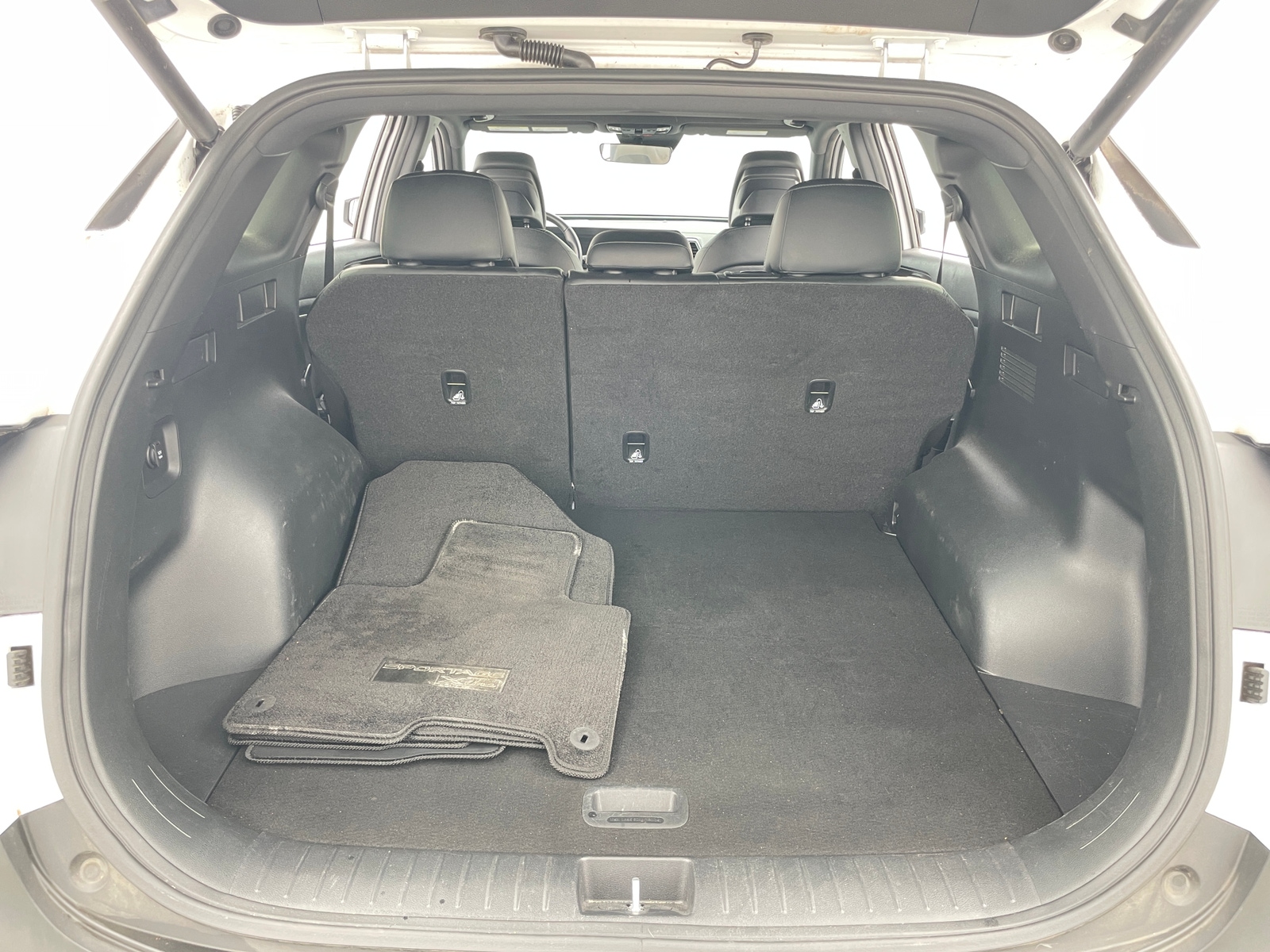 Thumbnail: 2023 Kia Sportage - 6