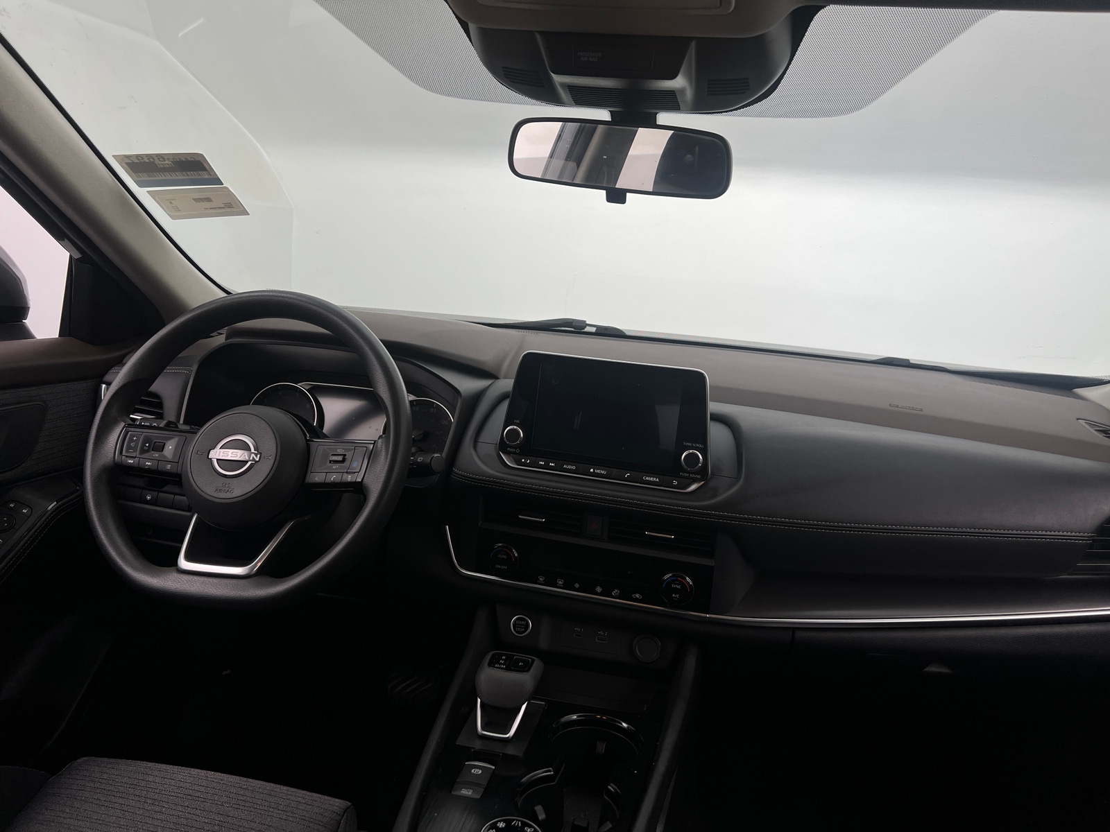 Thumbnail: 2023 Nissan Rogue - 3