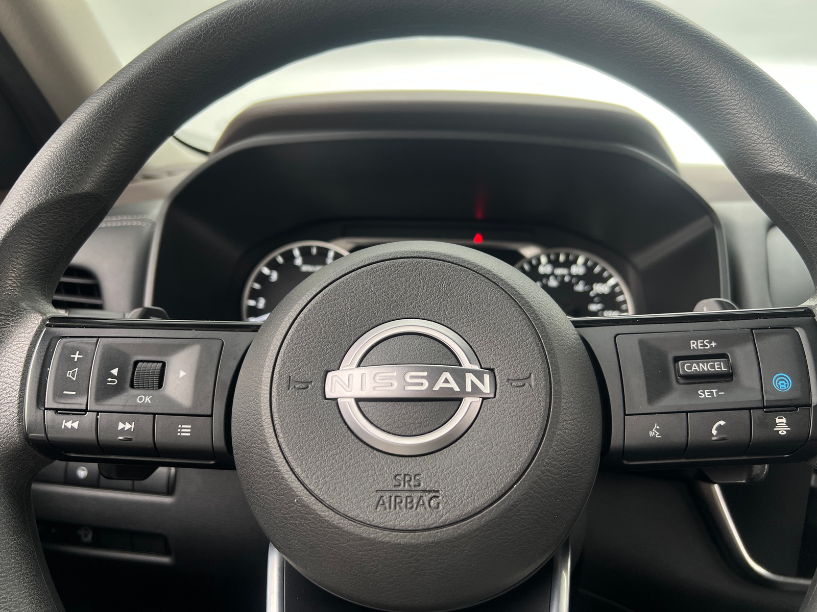 Thumbnail: 2023 Nissan Rogue - 5