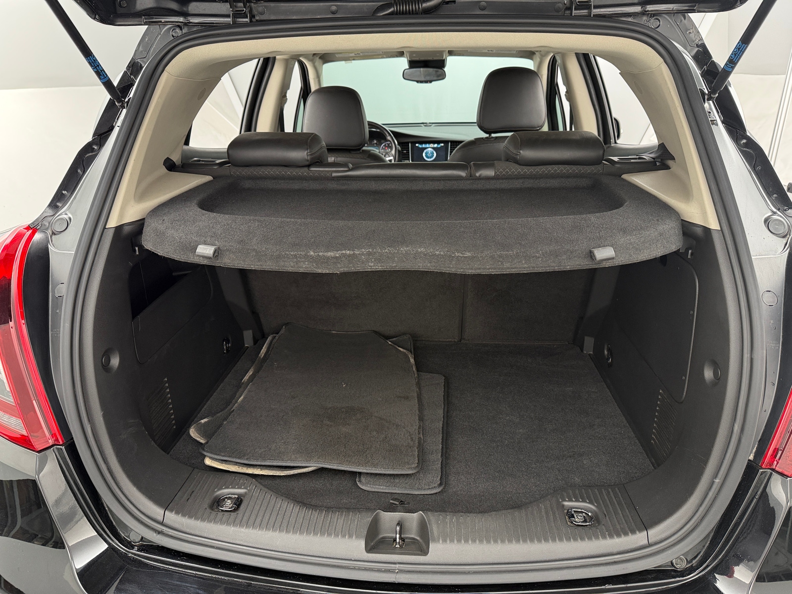 Thumbnail: 2018 Buick Encore - 6